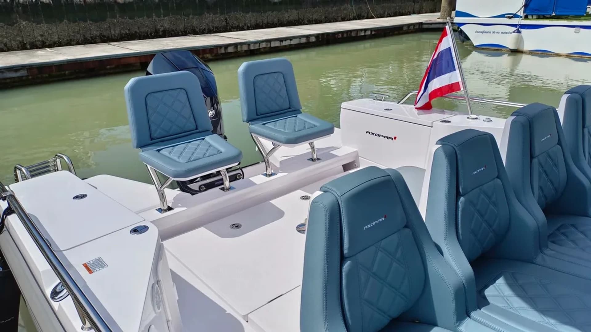 Axopar 28 T-Top - photo 5