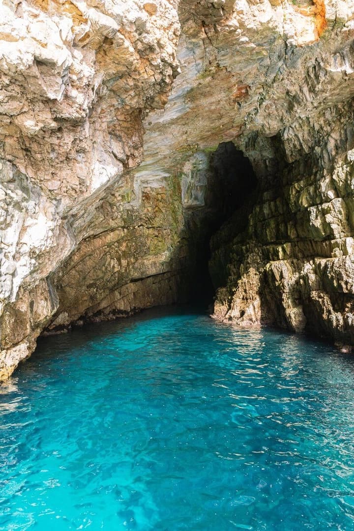 Amazing walk along the Tivat Bay - photo 4