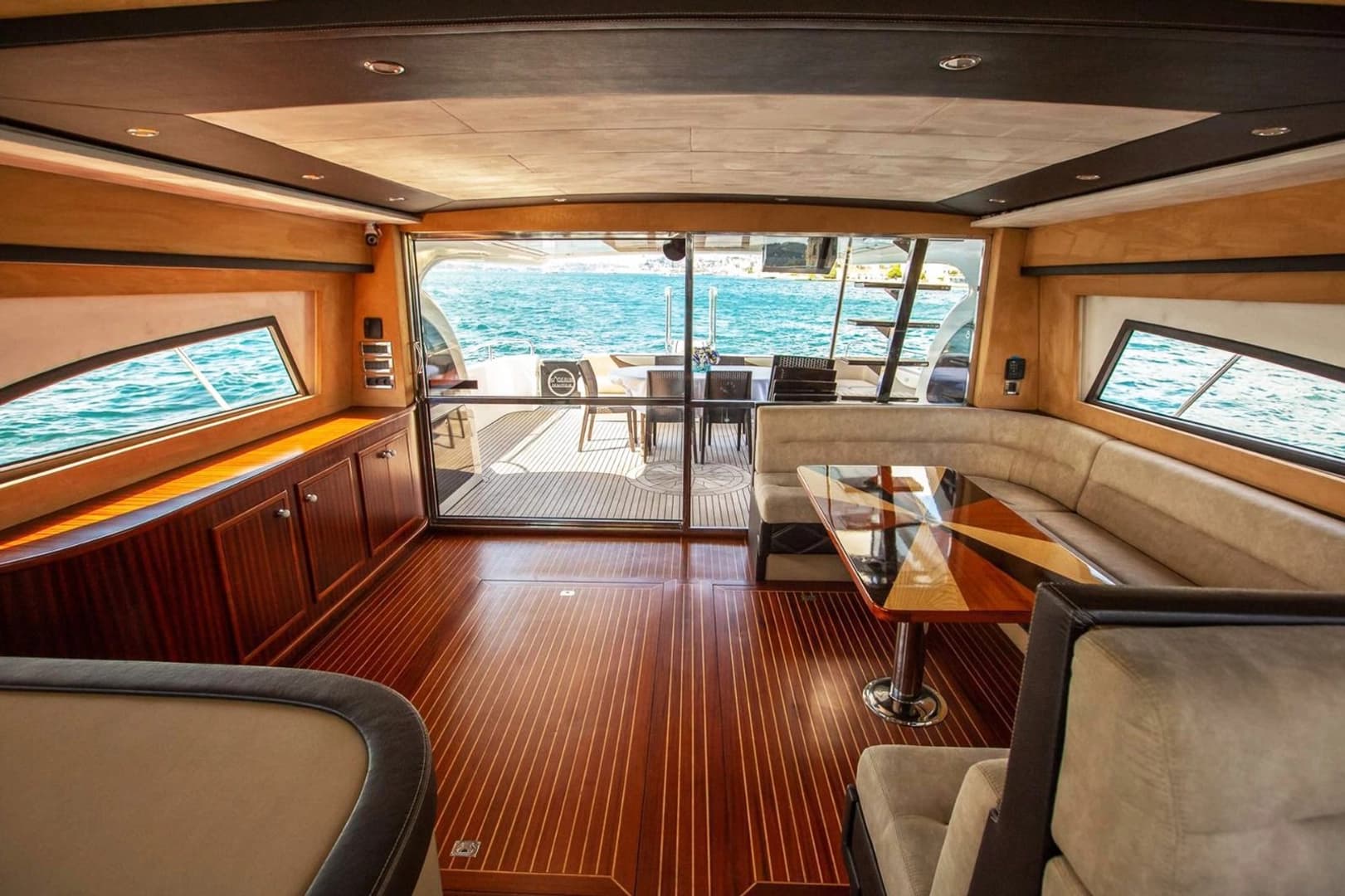 YACHT IN ISTANBUL VIP-K5 - photo 2