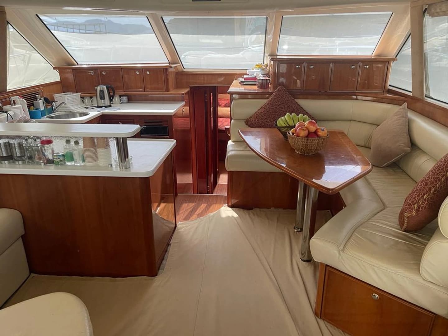 Luxury Yacht Trip to Bandar Khairan Island - photo 9