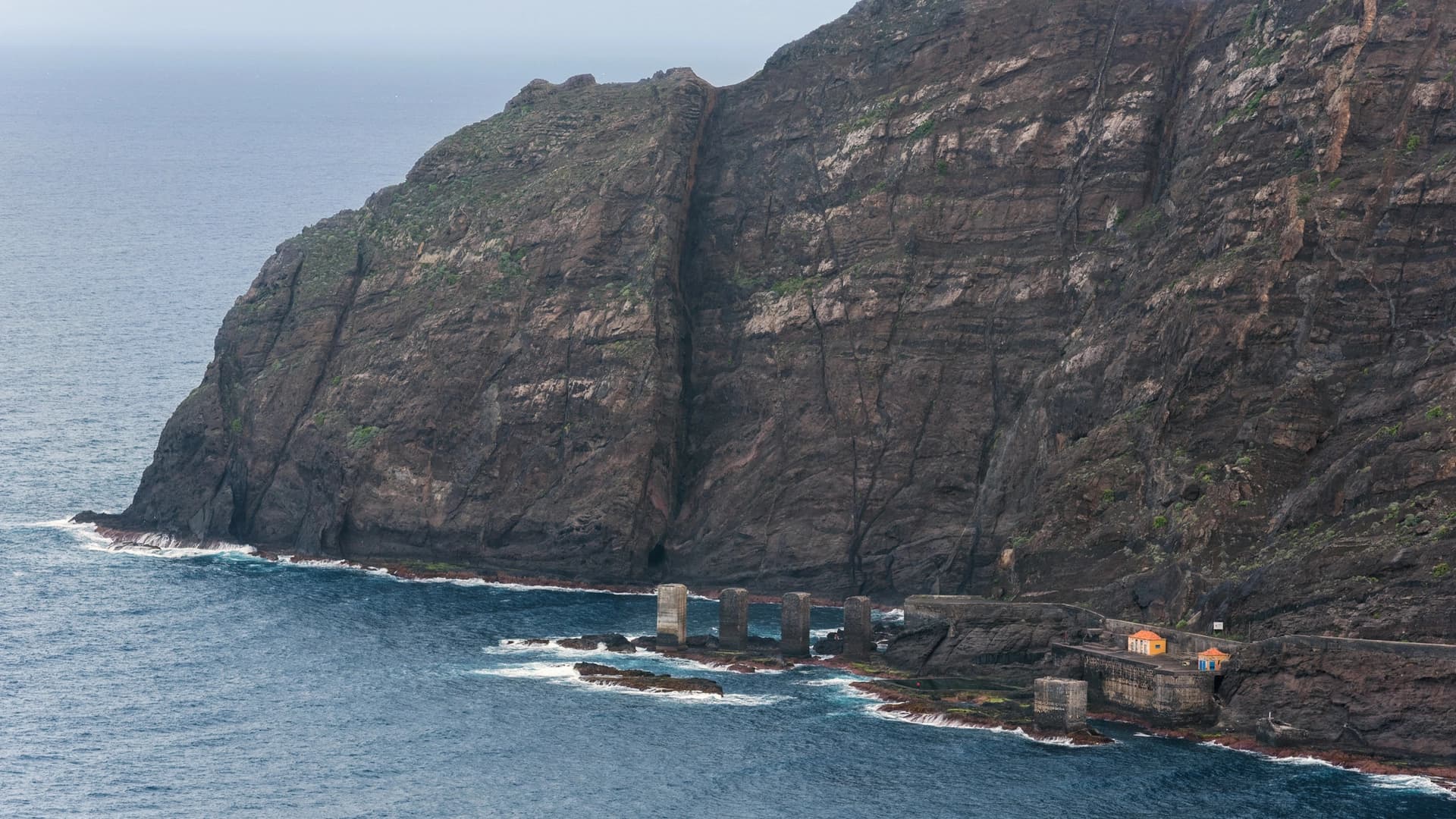 Sailing tour on the luxurious yacht “Nefertiti” off the coast of Tenerife - photo 7