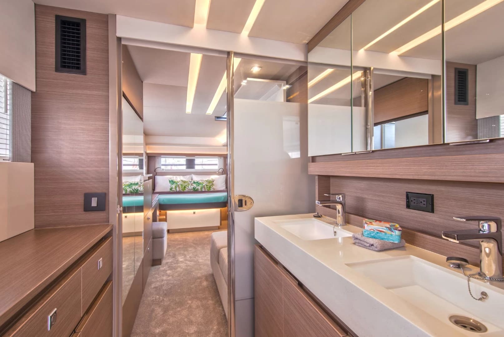 Leopard 53 PC - photo 9