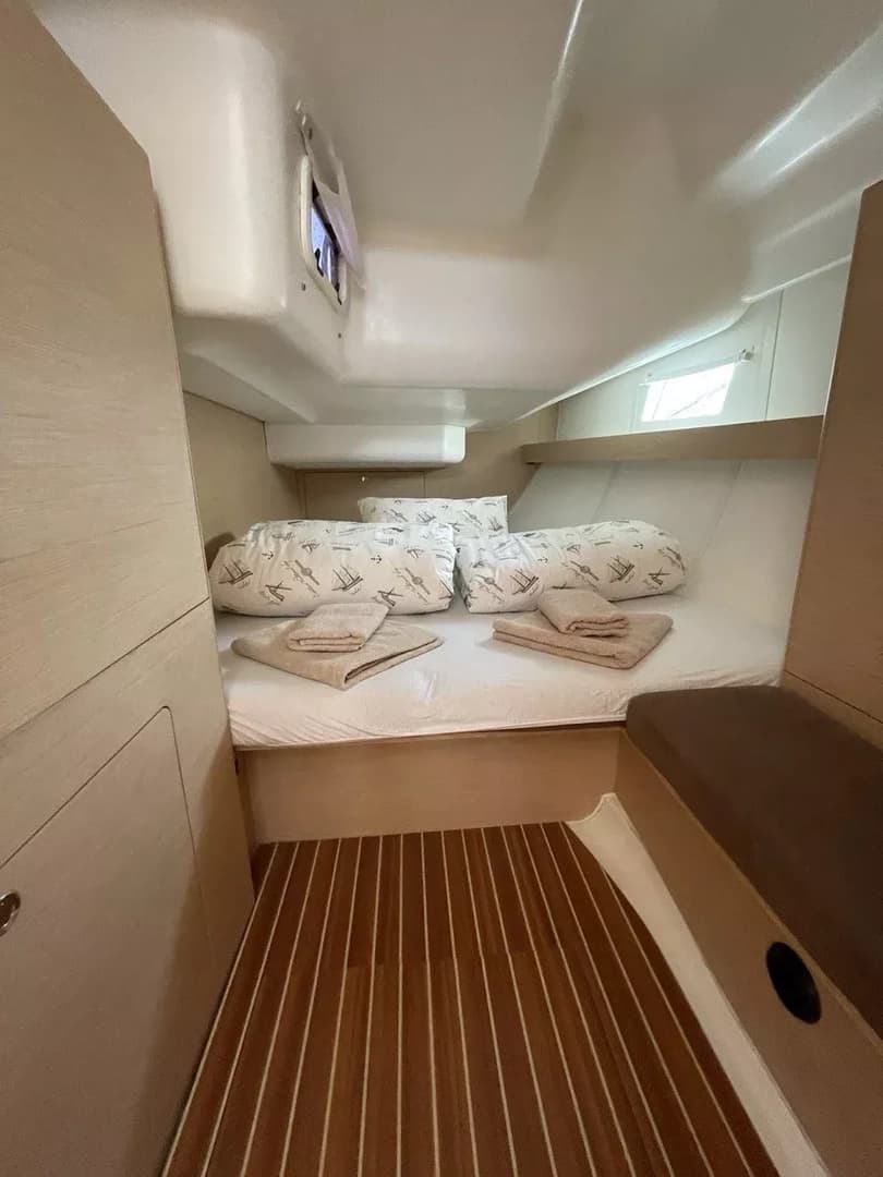 Timeless ELAN 50 - photo 6