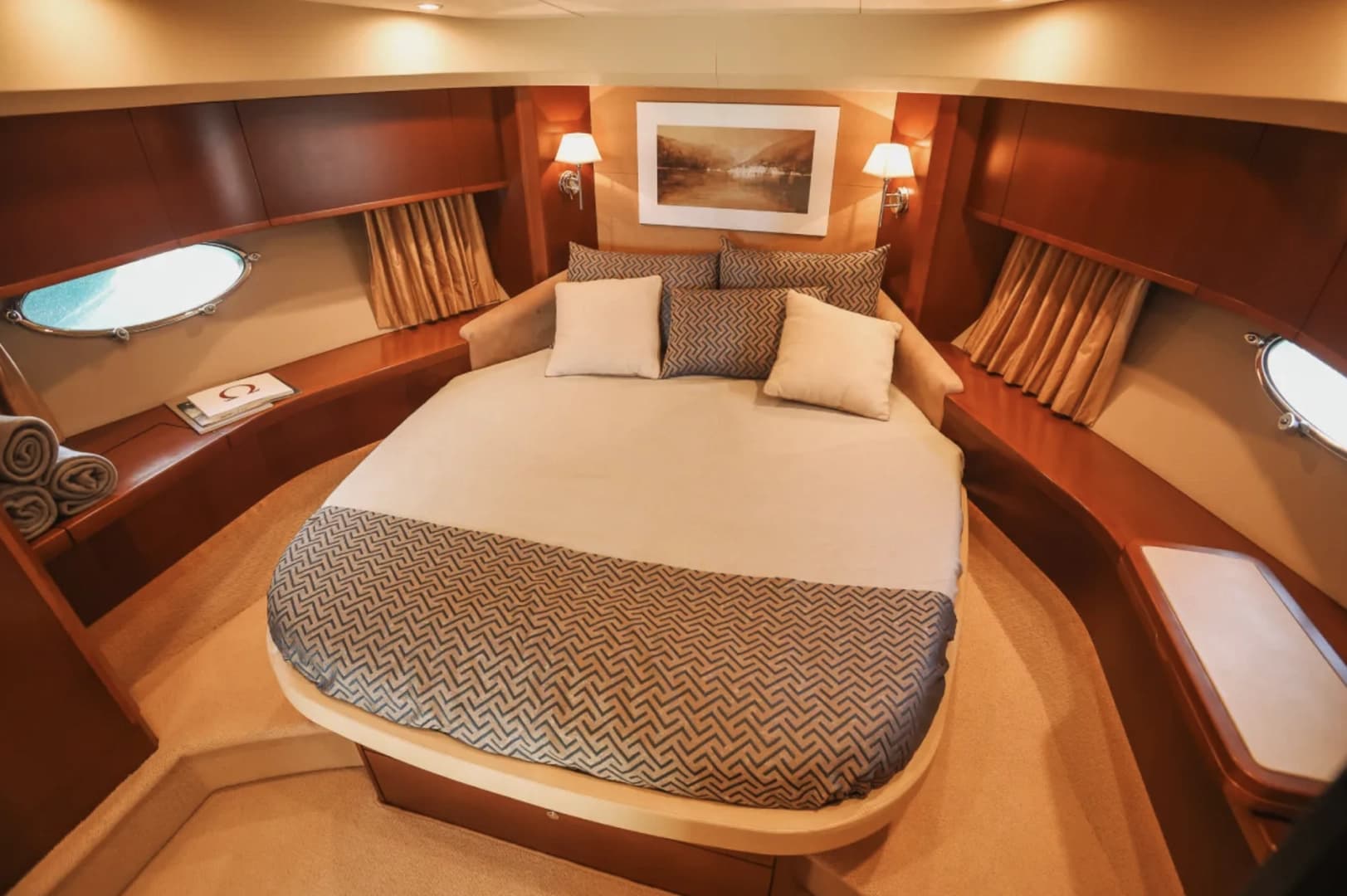 Princess V65 - boat photo