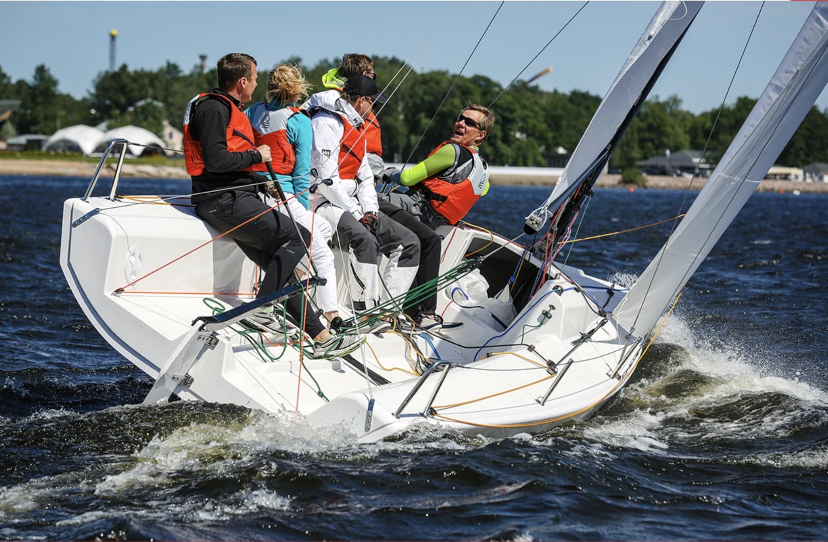 MX 700 Yachts - boat photo