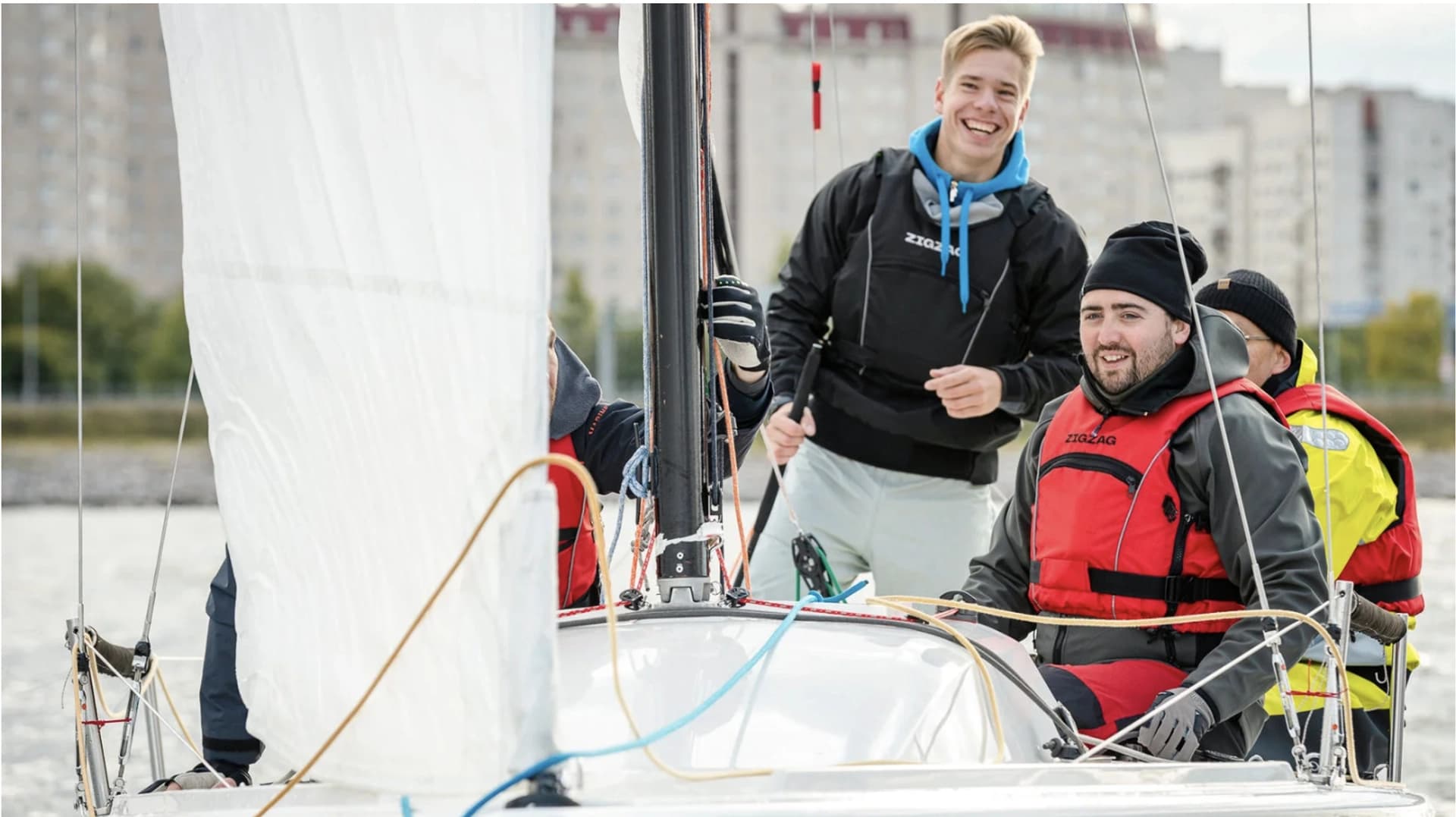 MX 700 Yachts - photo 4