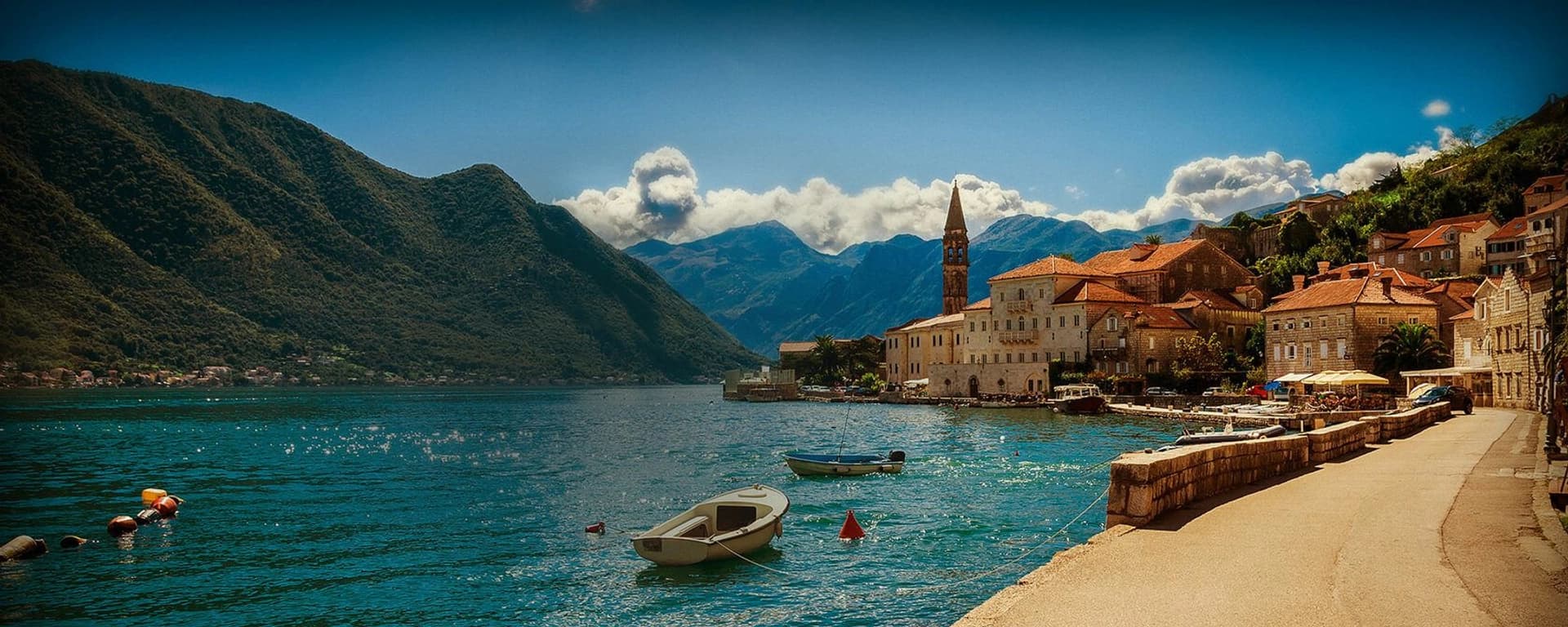 Fishing on a sailing yacht - photo 6