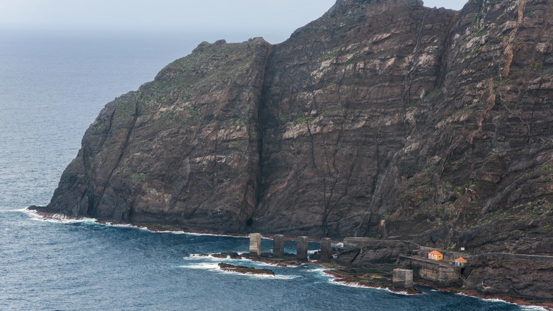 Real Fishing: A Tour Aboard the Legendary Luhrs 340 "Ocadilla" off the Coast of Tenerife - photo 2