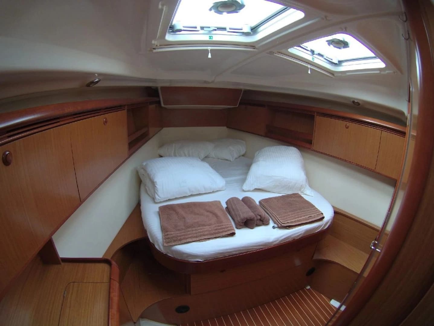 Jeanneau sun Odyssey 45 - photo 4