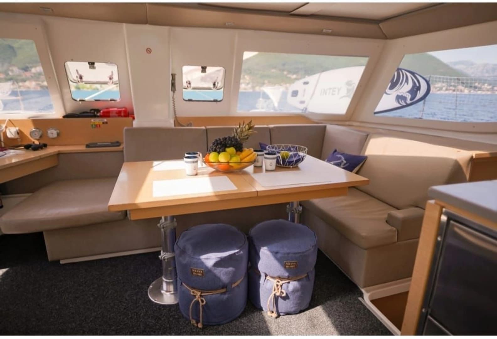 Bald Eagles Fountaine Pajot Helia 44 - photo 8