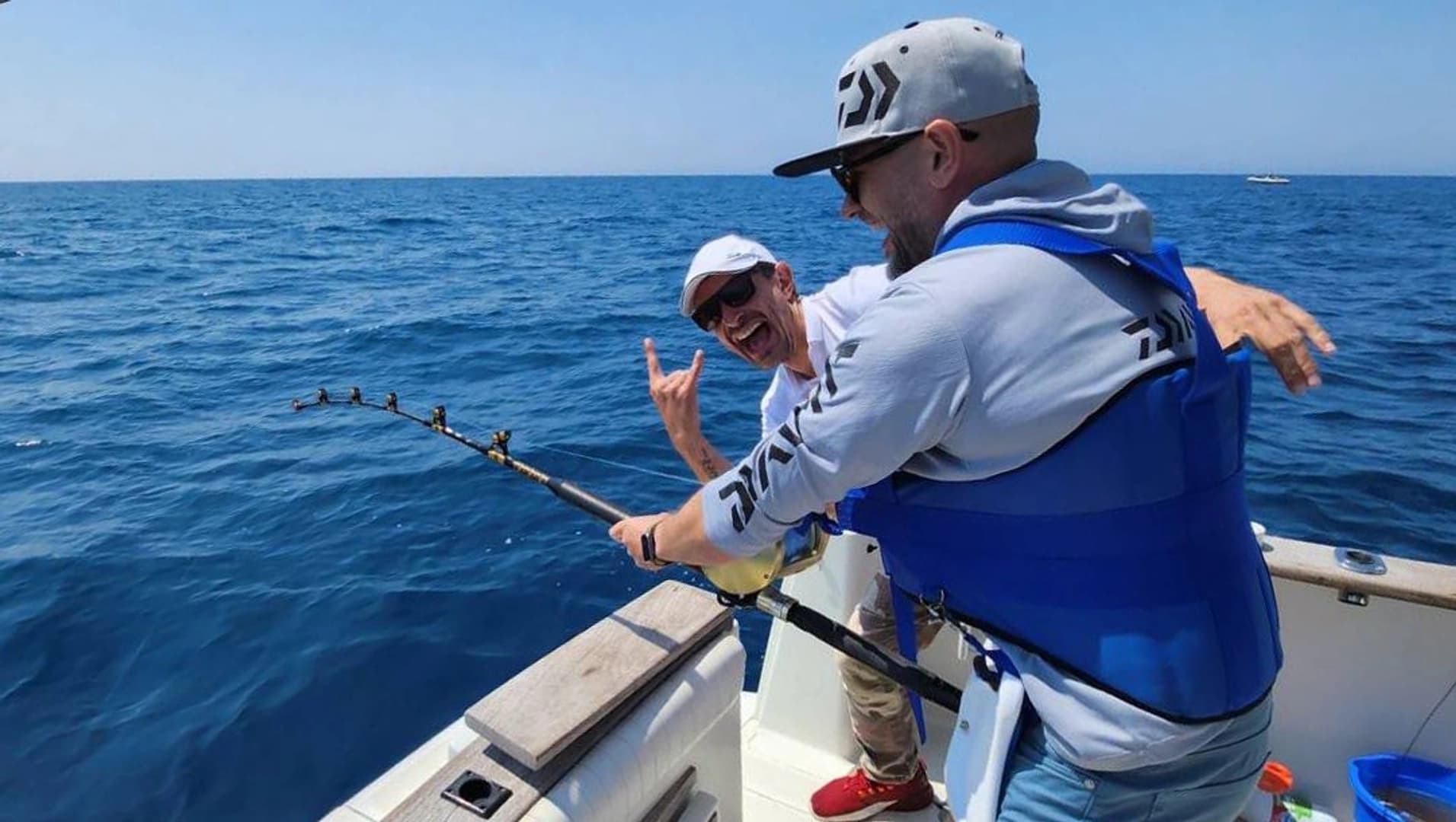 Fishing in the bay - photo 4