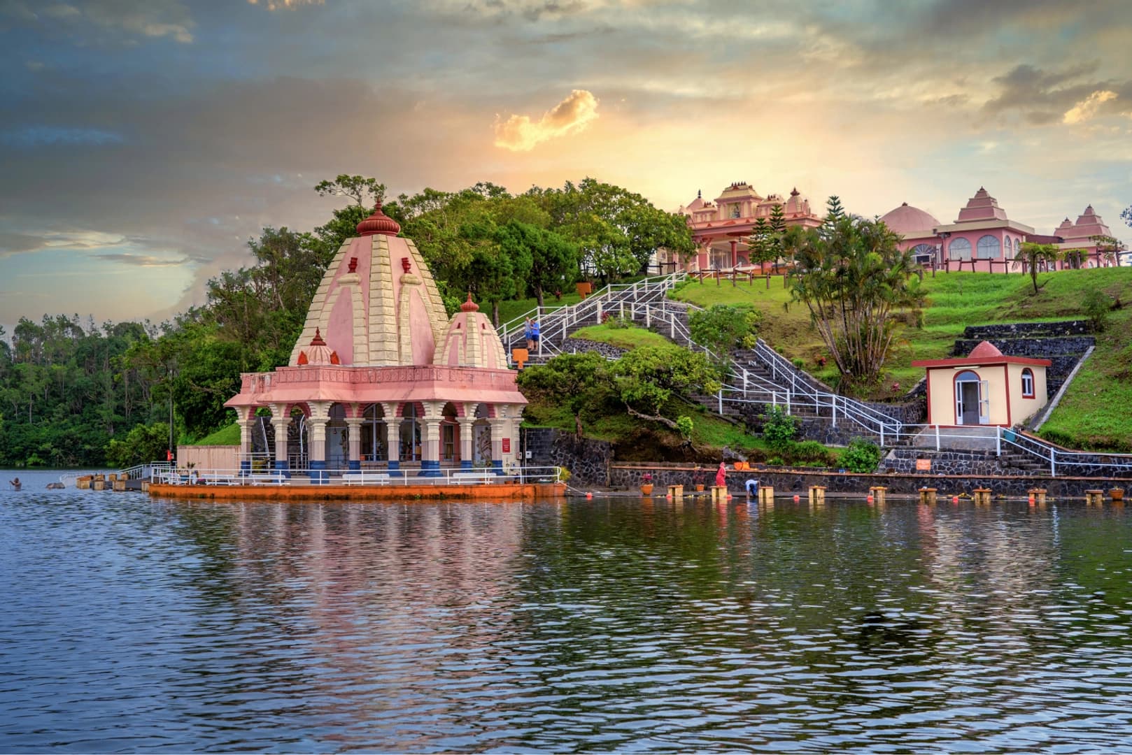 Cradle of Life: A Week with Whales in Mauritius - photo 4