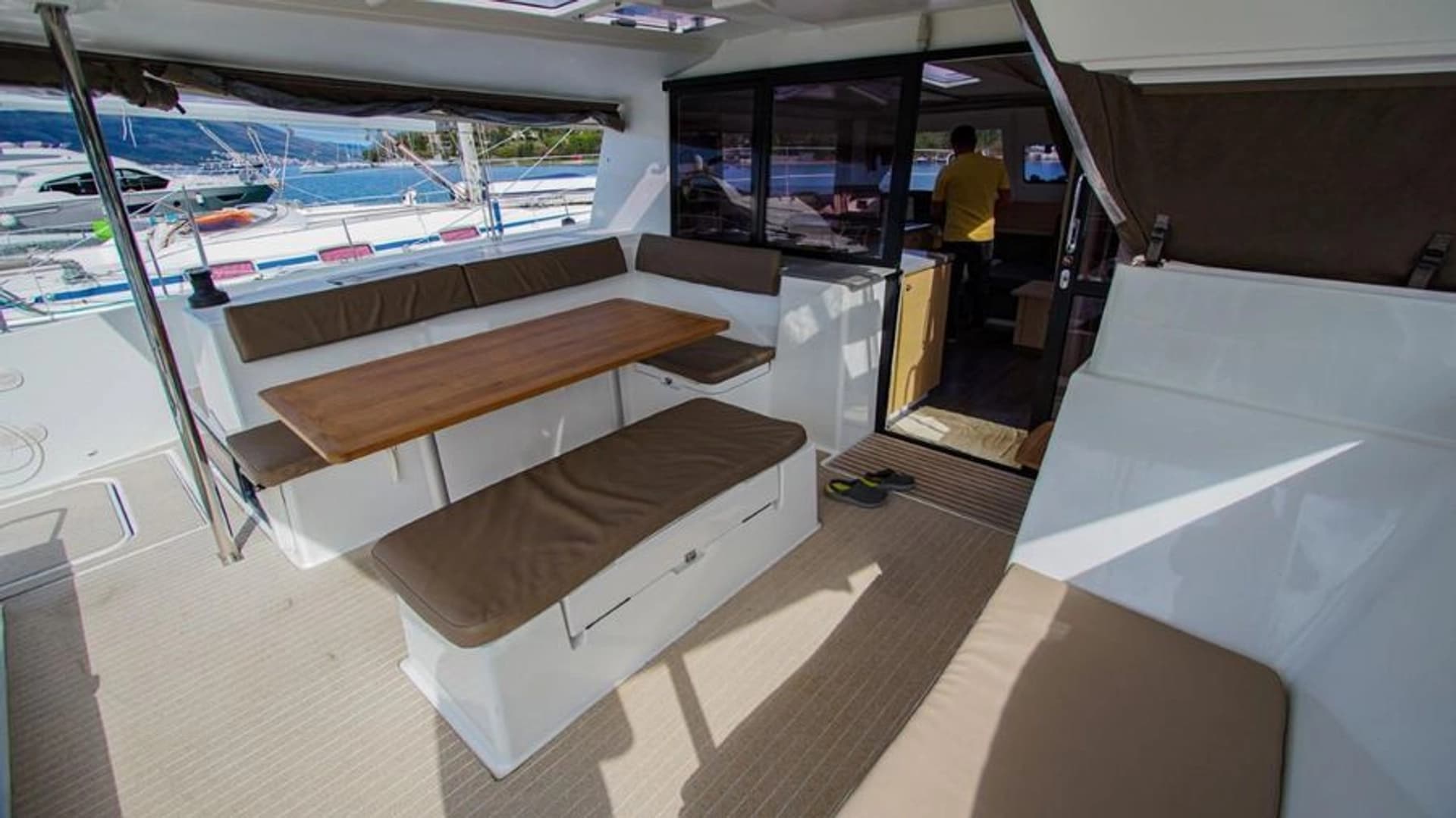 Bald Eagles Fountaine Pajot Helia 44 - photo 4