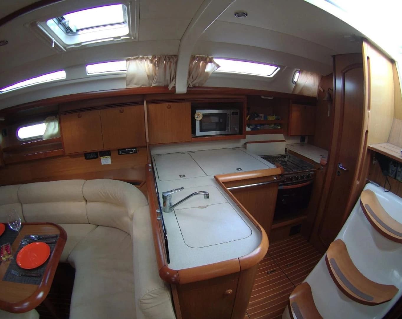 Jeanneau sun Odyssey 45 - photo 6