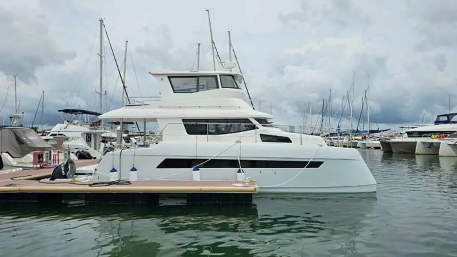 Leopard 40 - photo 4