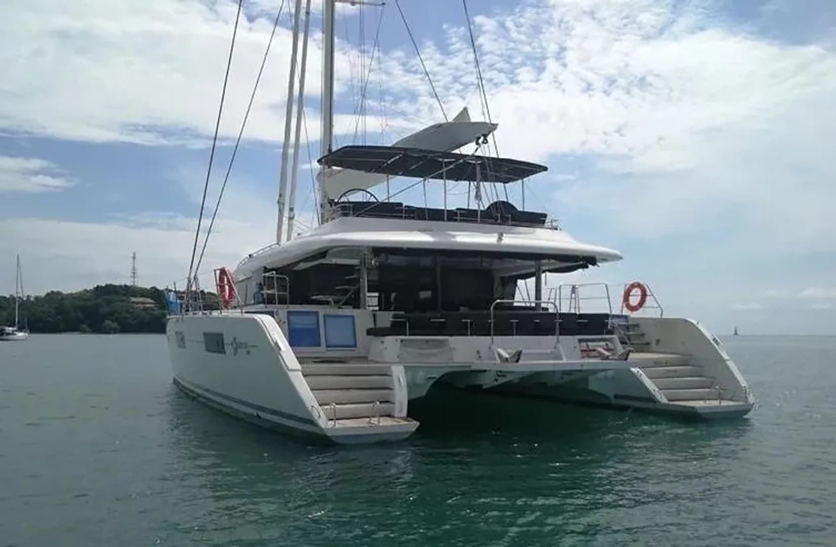 Lagoon 620 - photo 4