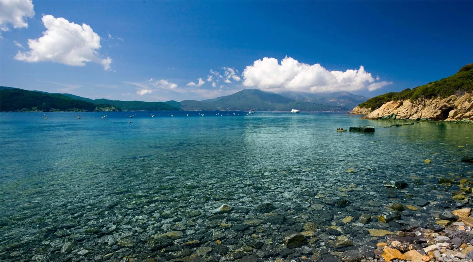 Lights off Elba: Coastal Cruise with Overnight Stop - photo 5