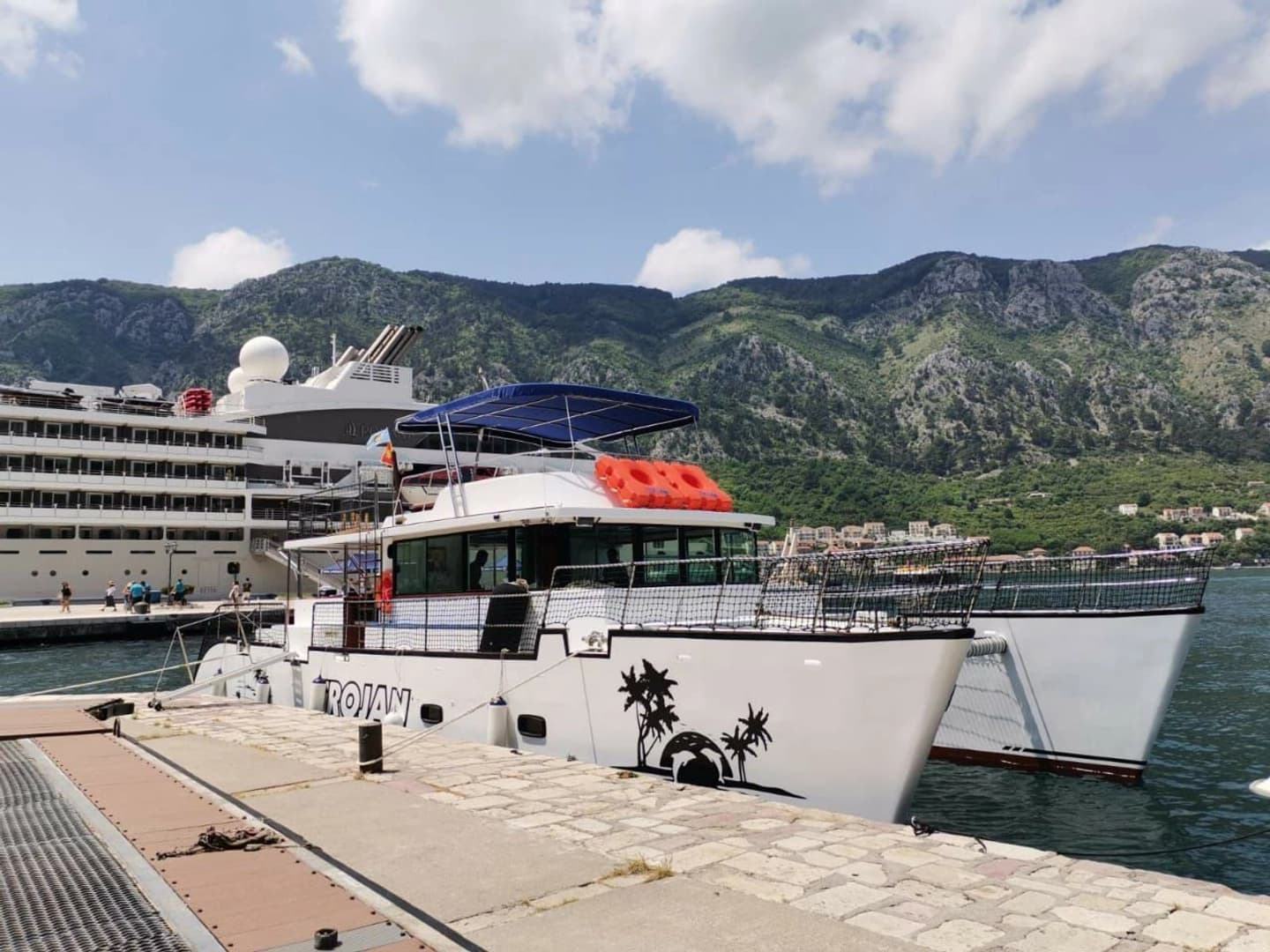 Your Venue on the Water - photo 8