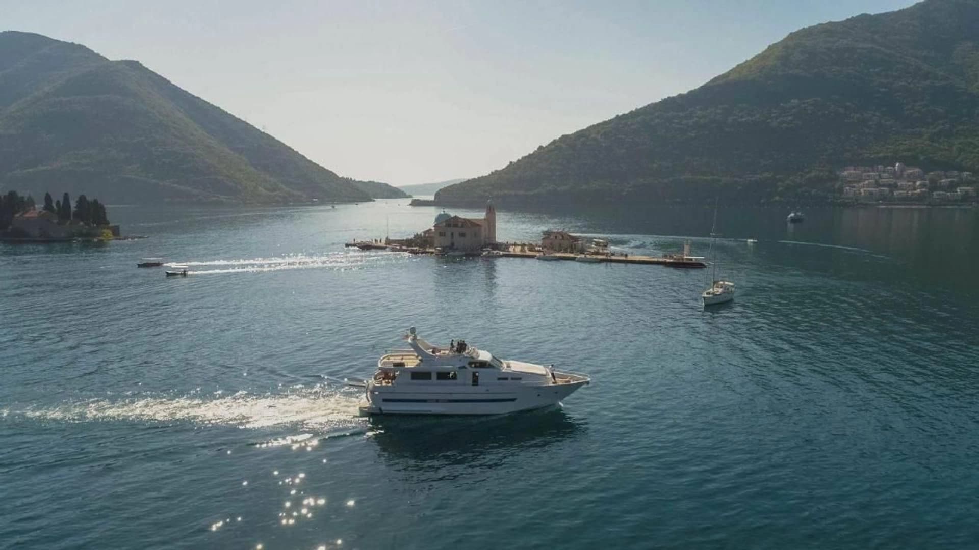 Motor yacht Tivat Elena - boat photo