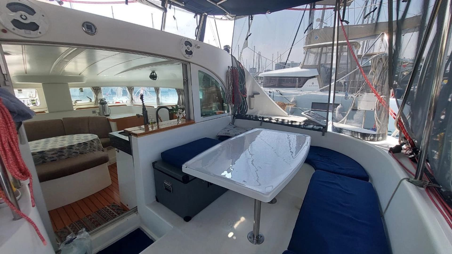 Two ducks Lagoon 380 - photo 5