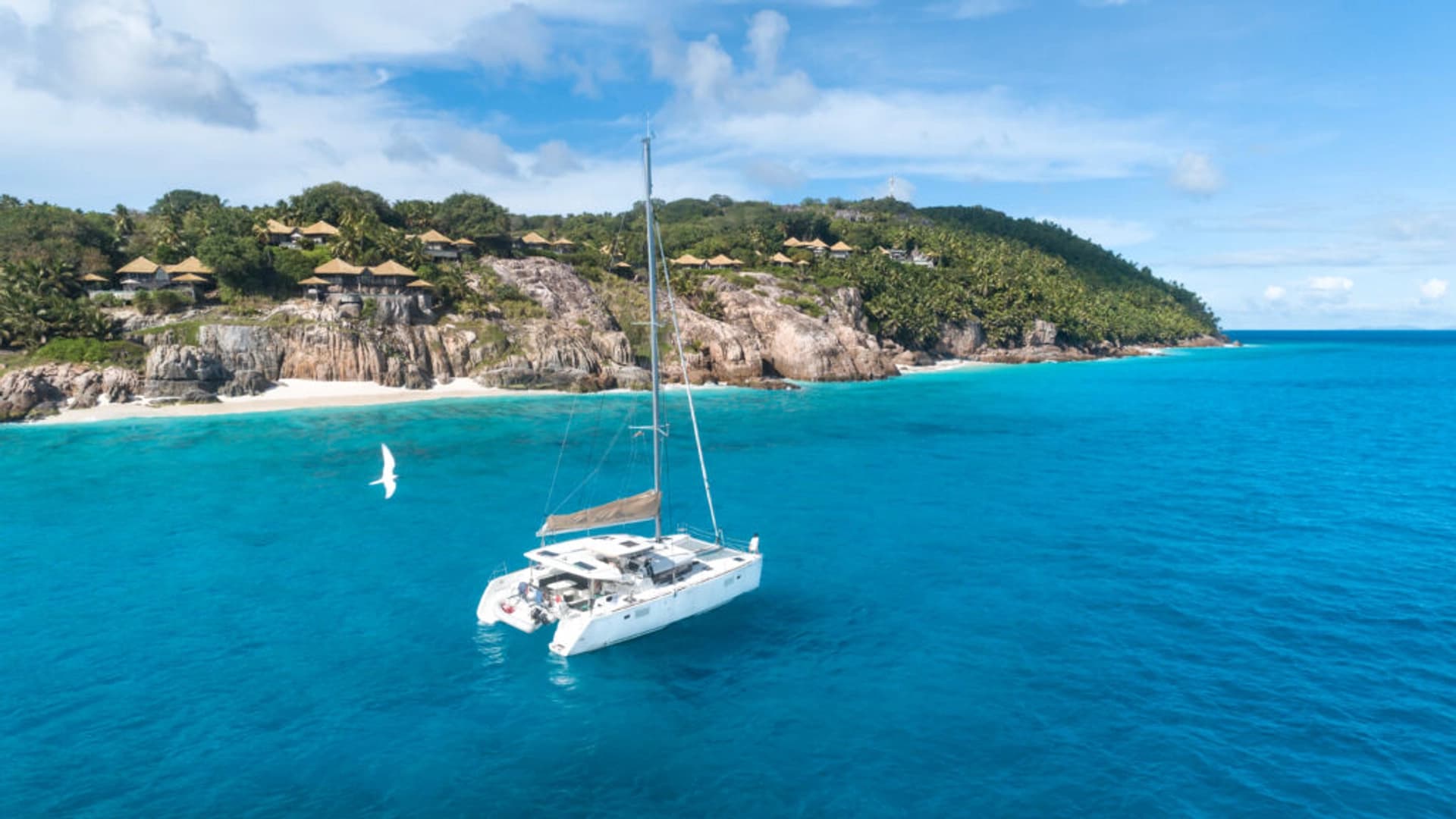 Praslin Dream Premium 2026: Cabin Charter - photo 9
