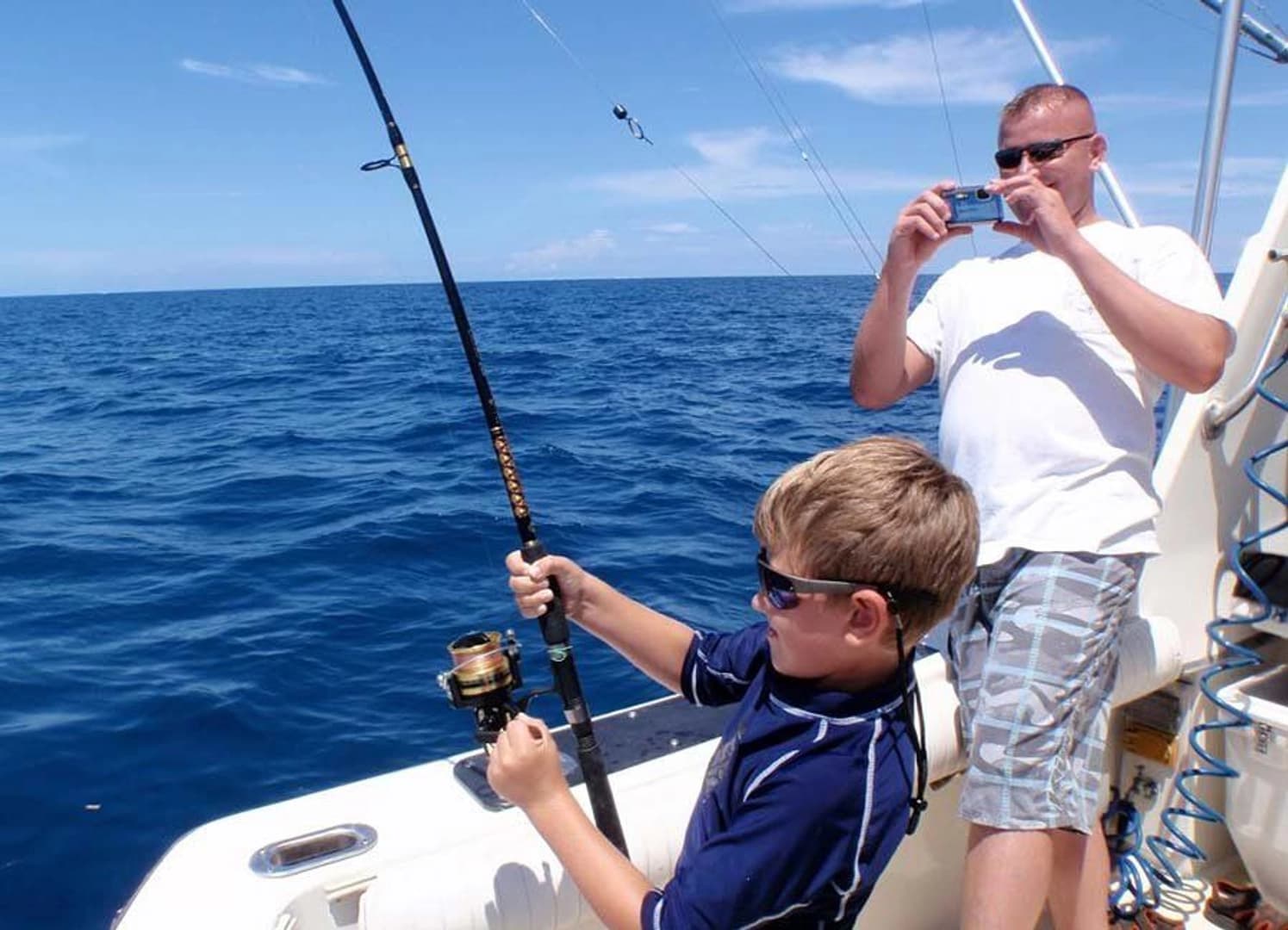 Fishing on the bay - photo
