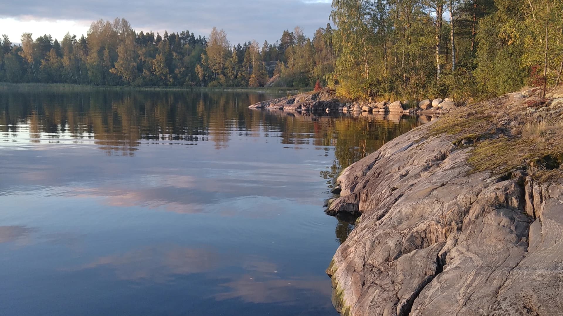 Discover the beauty of the Ladoga Skerries in one day — including transfers. - photo 6