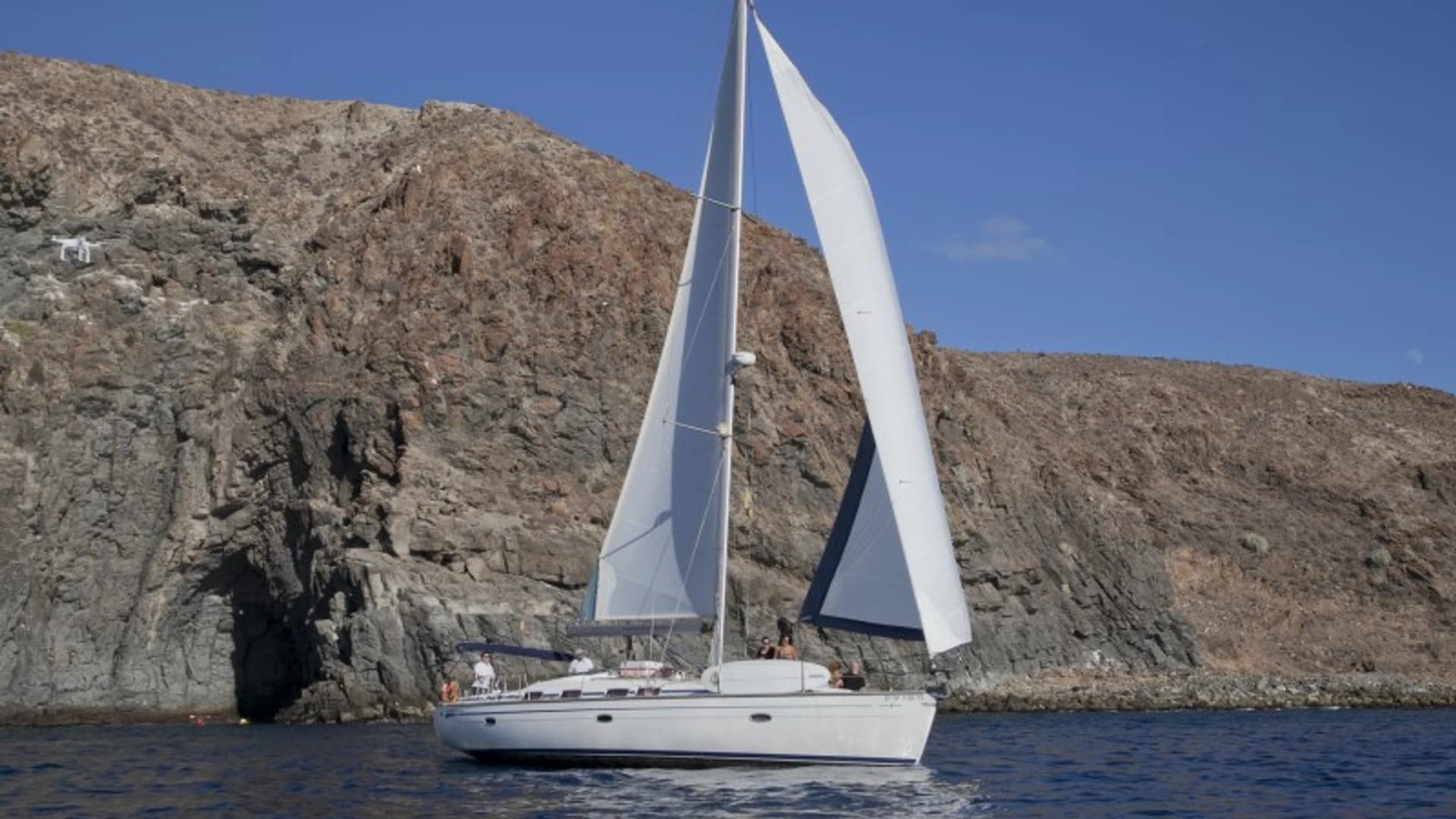 Sailing tour on the luxurious yacht “Nefertiti” off the coast of Tenerife - photo 10