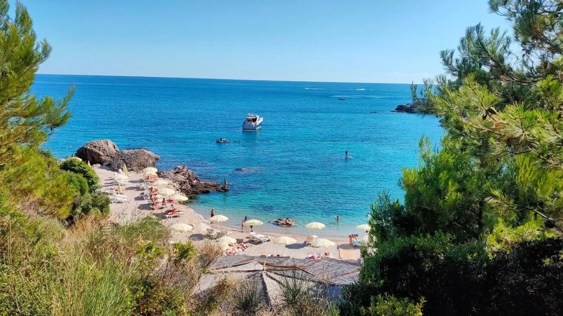 MotorYacht Bar tour - photo 5