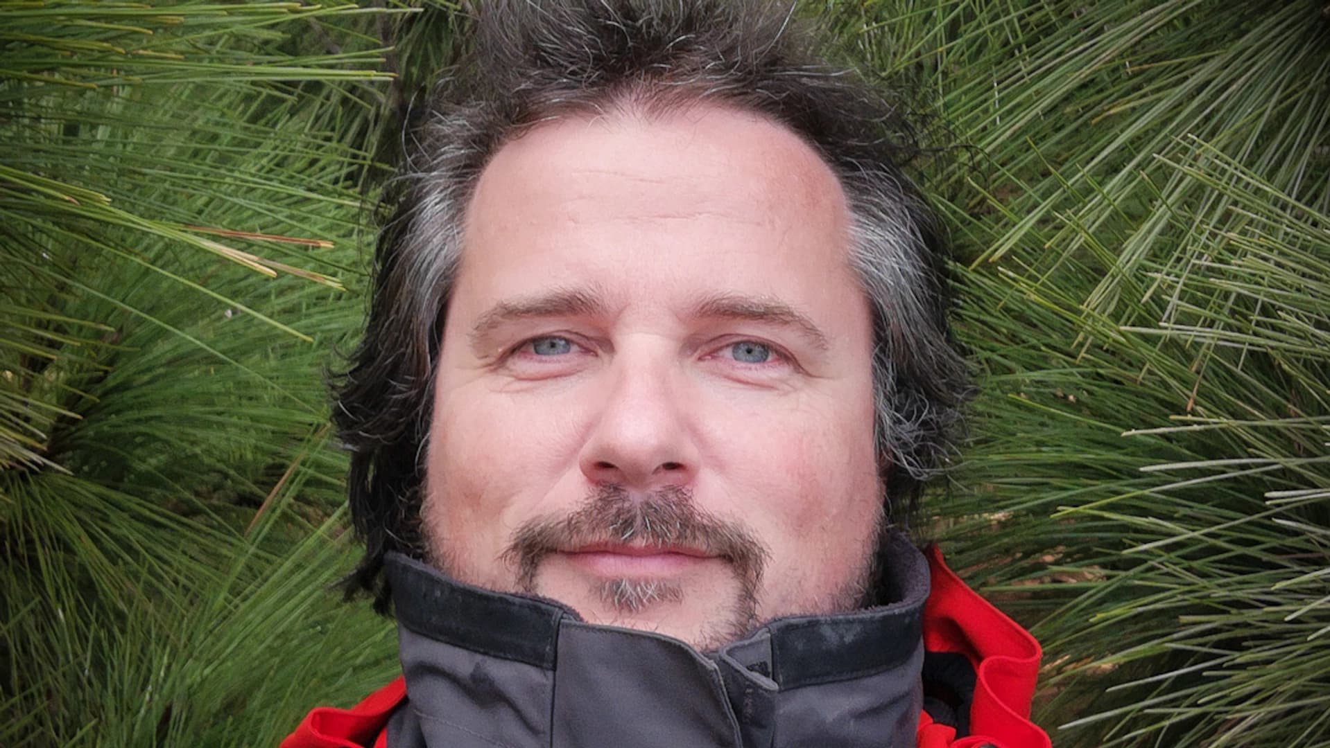 Canary on a Catamaran 2026 - photo 6