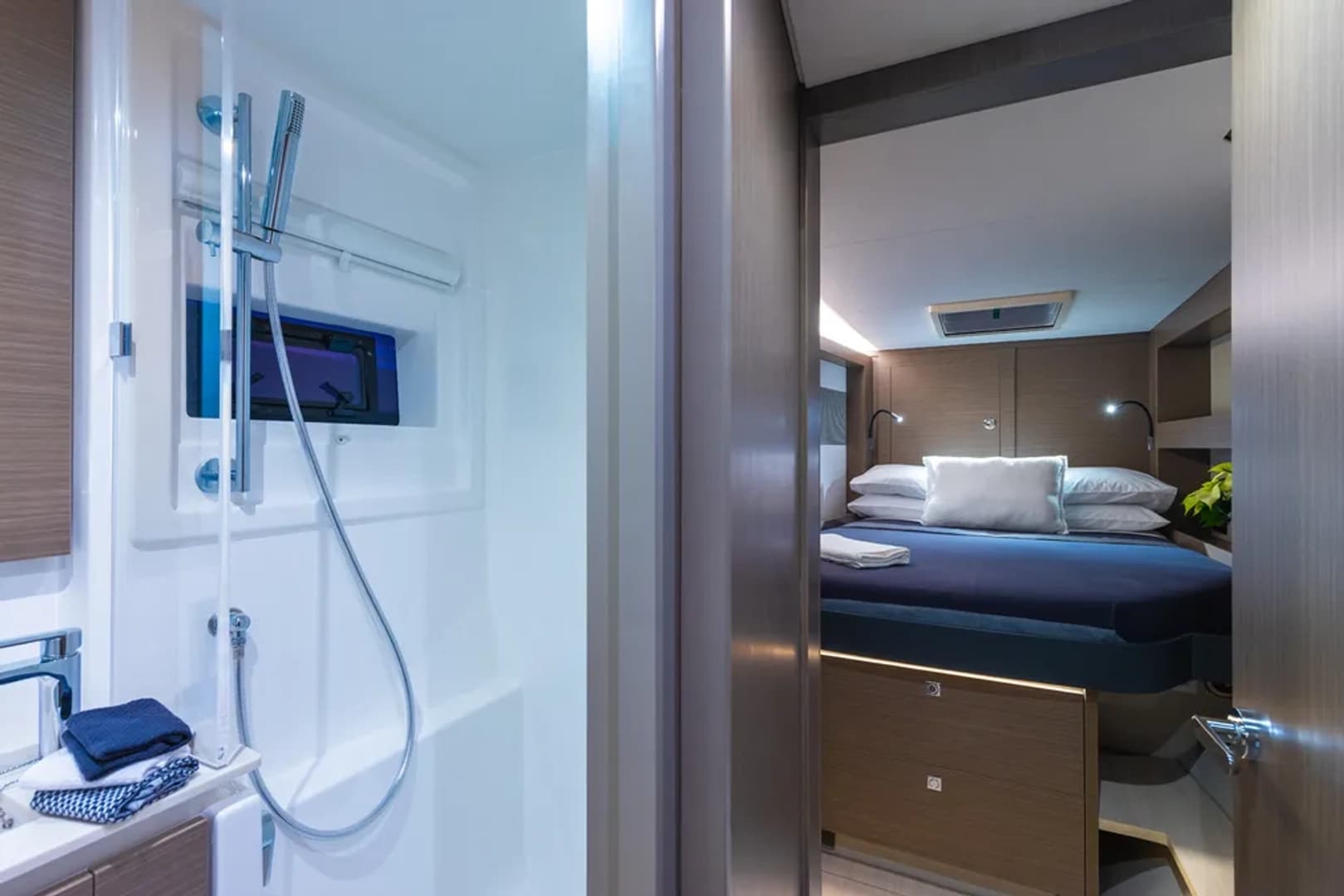 Leopard 40 - photo 16