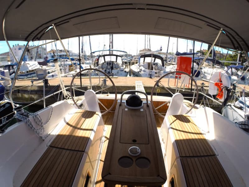 Bavaria Cruiser 37 - photo 11