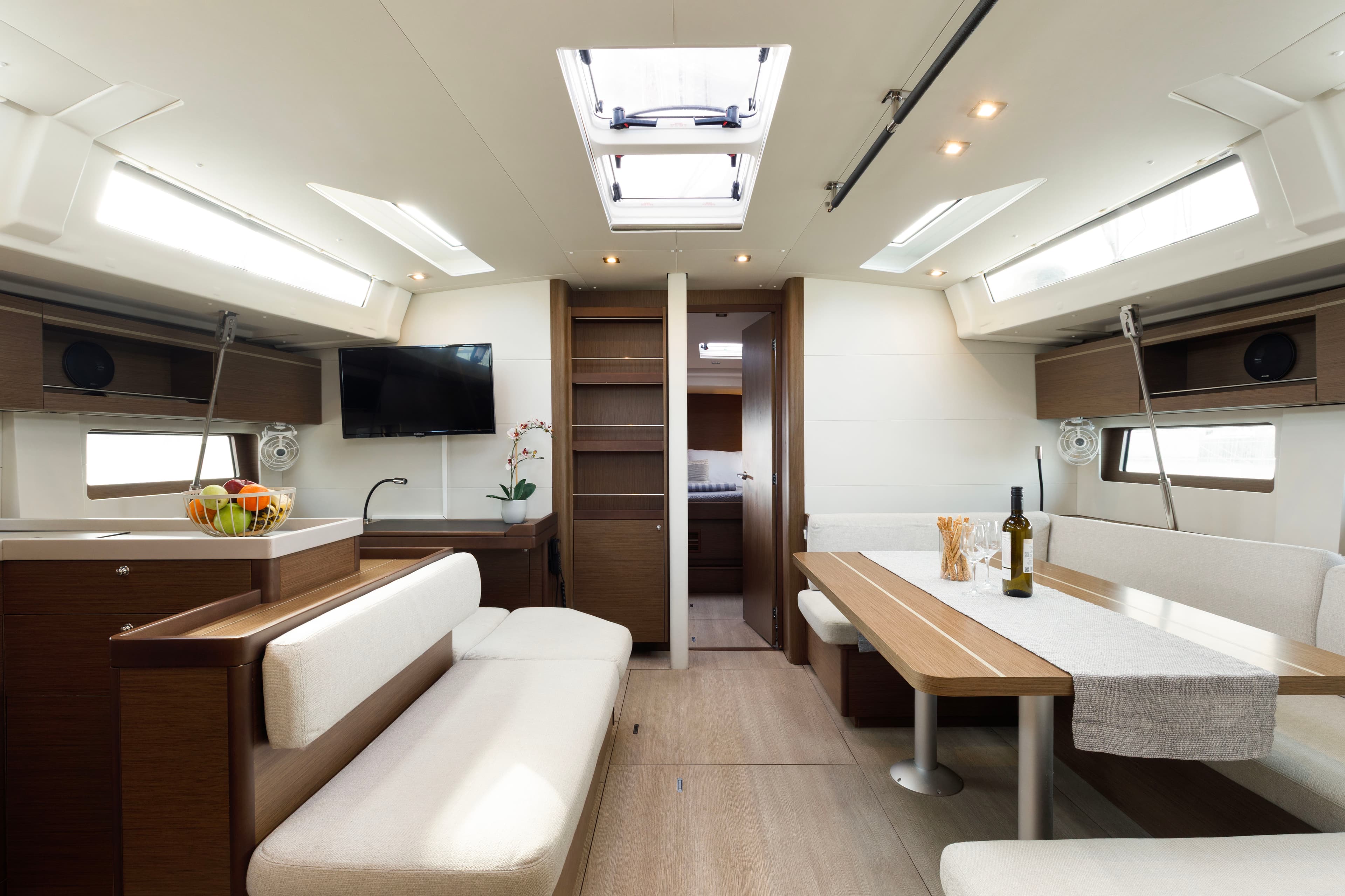 Oceanis 51.1 - photo 11