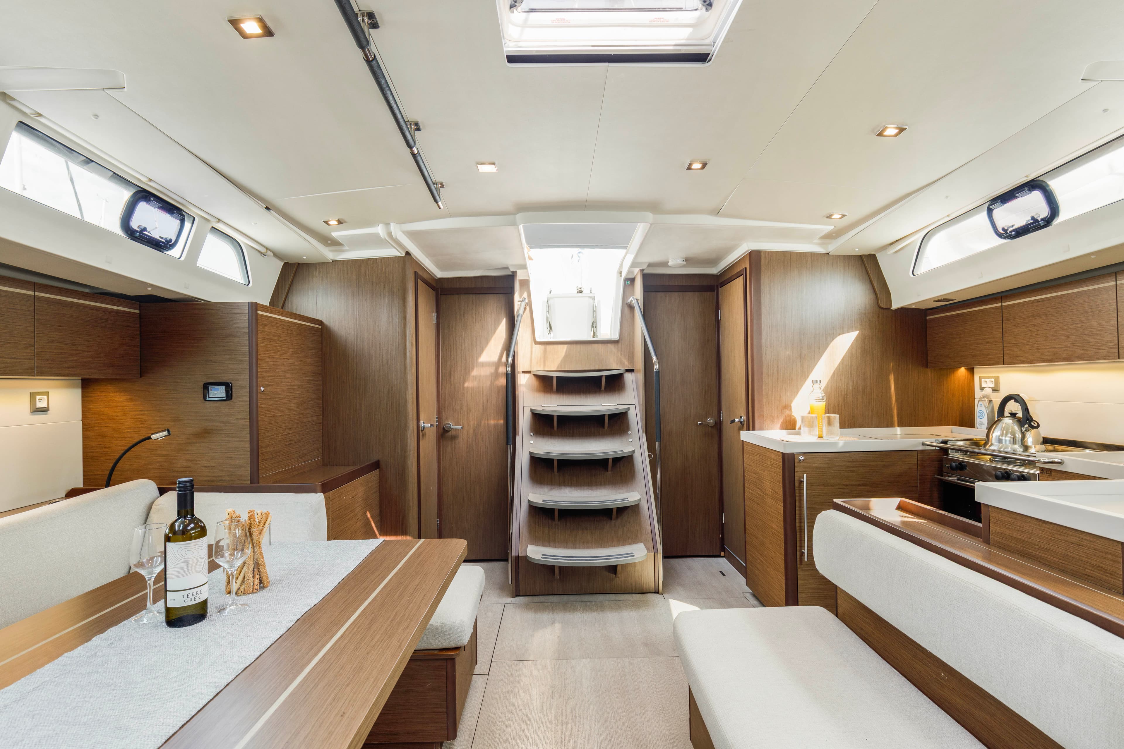 Oceanis 51.1 - photo 9