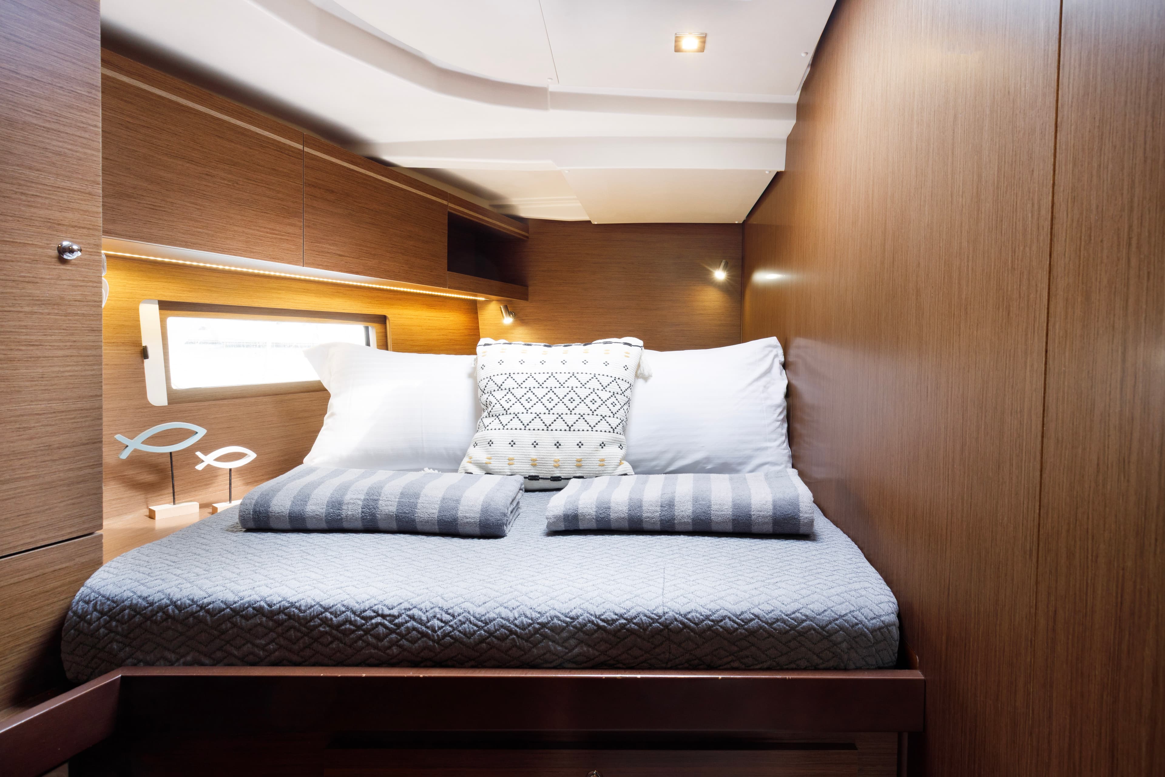 Oceanis 51.1 - photo 10