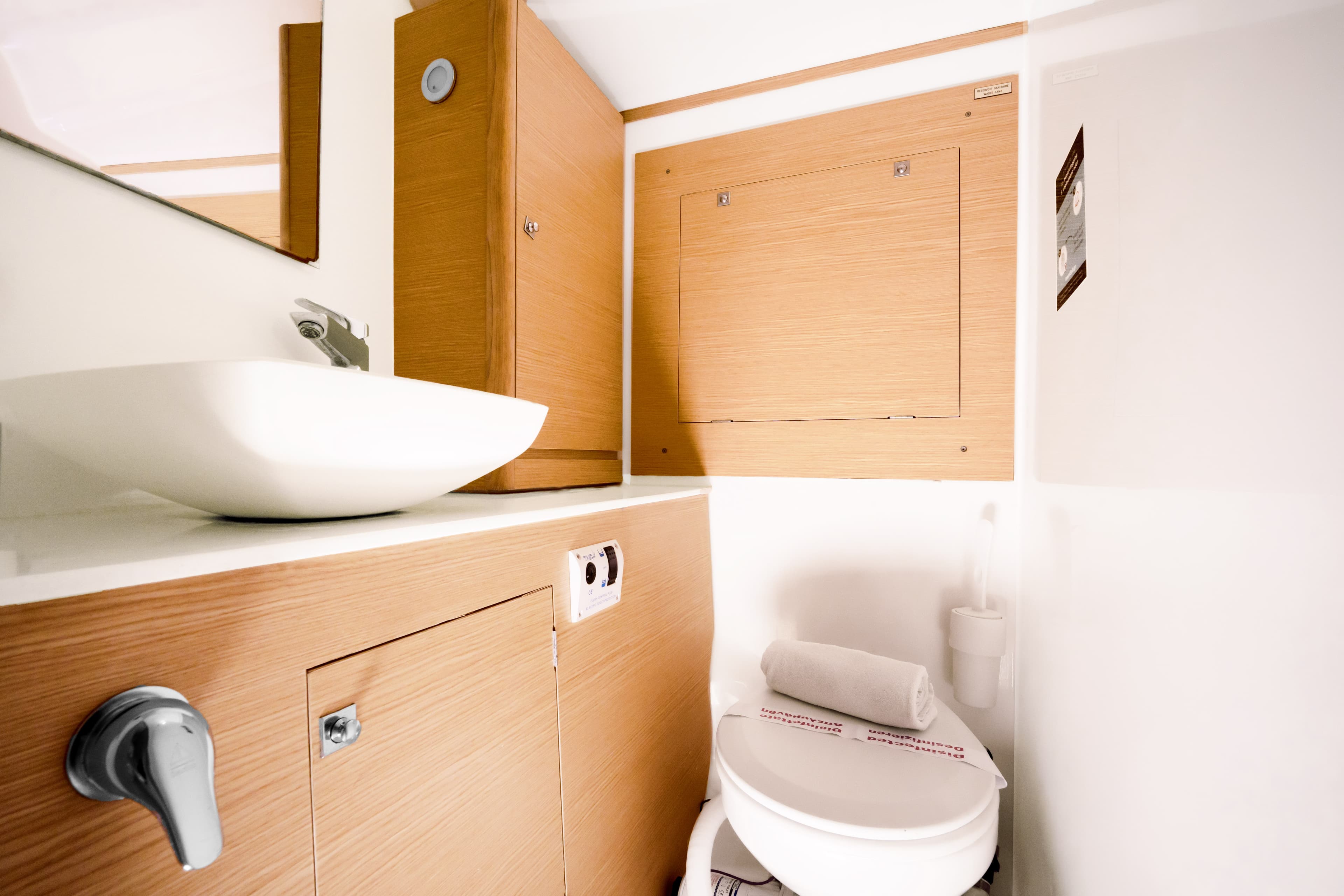 Dufour 390 - photo 12