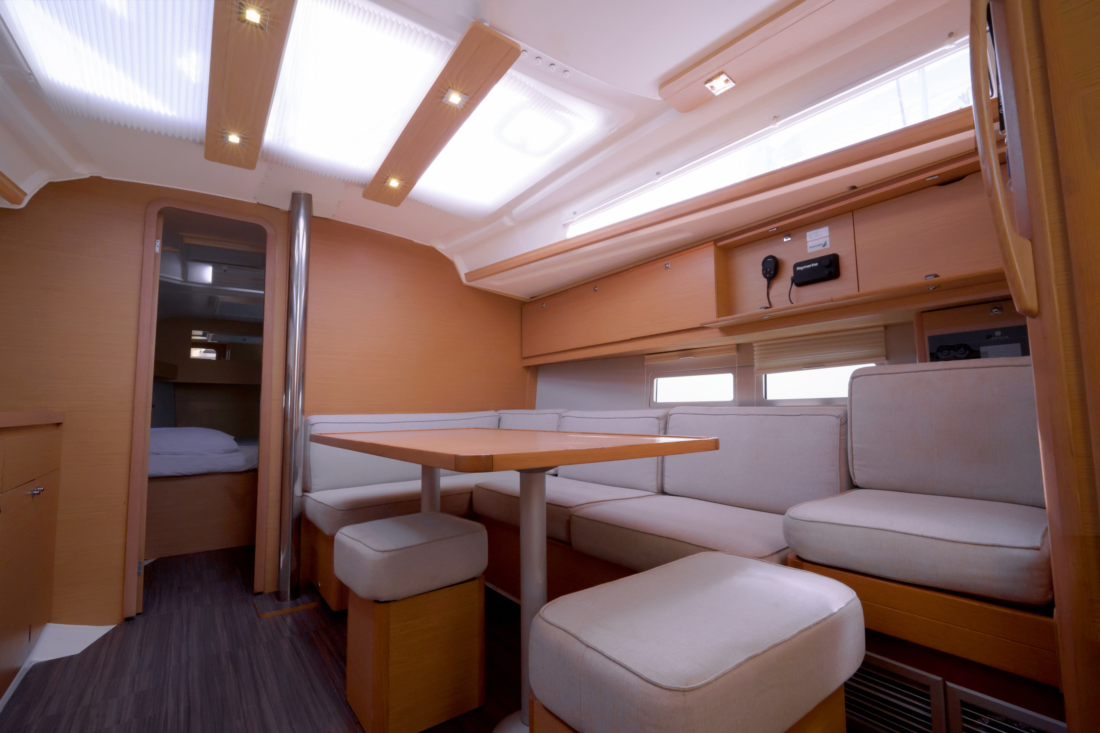 Dufour 390 - photo 5