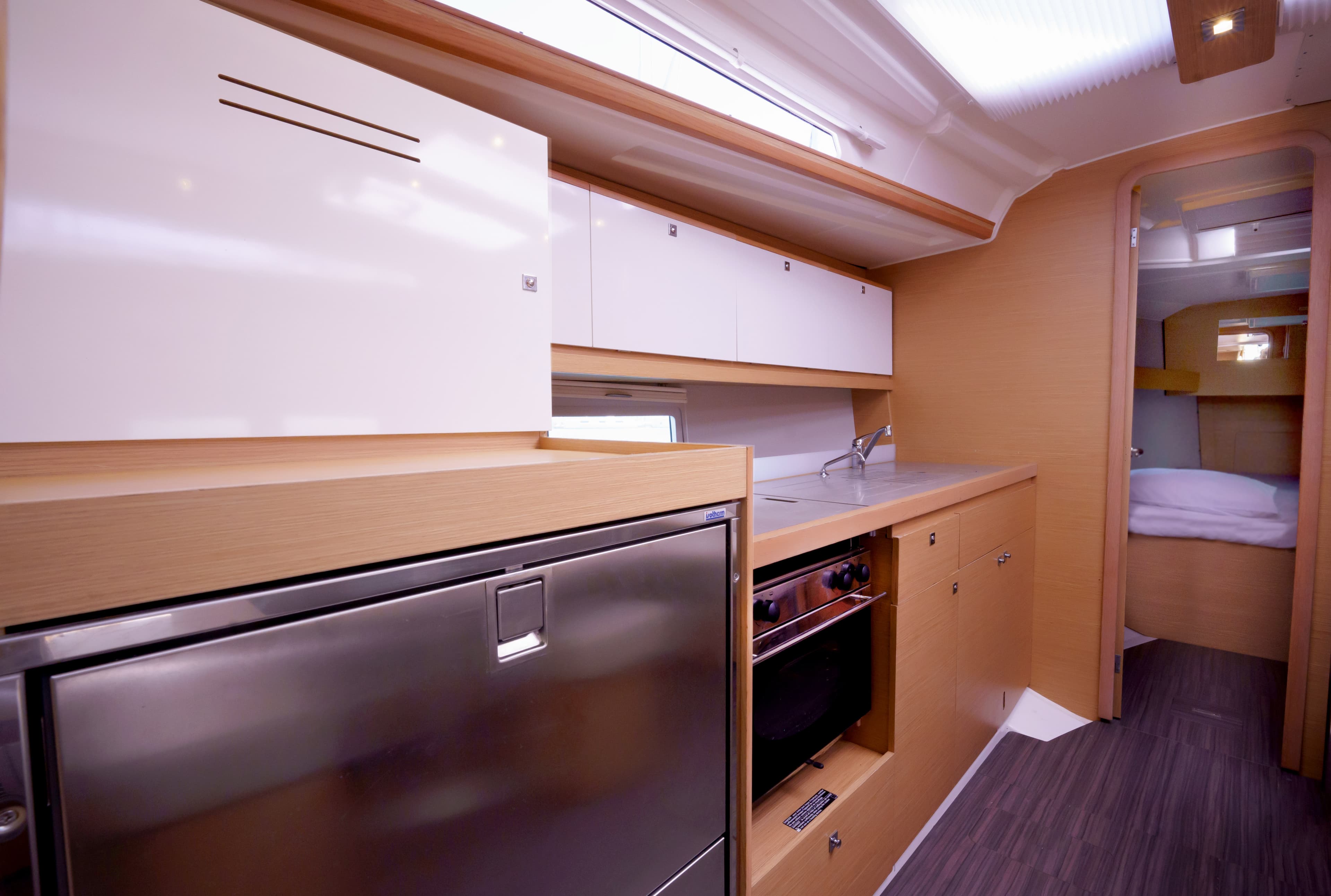 Dufour 390 - photo 17