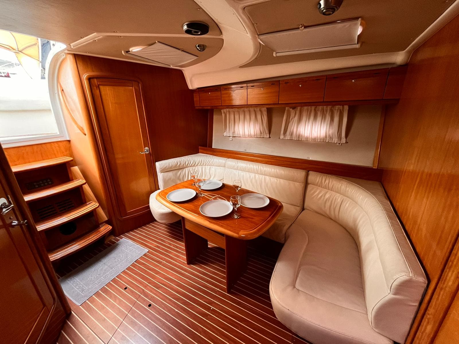 Bavaria 37 - photo 5