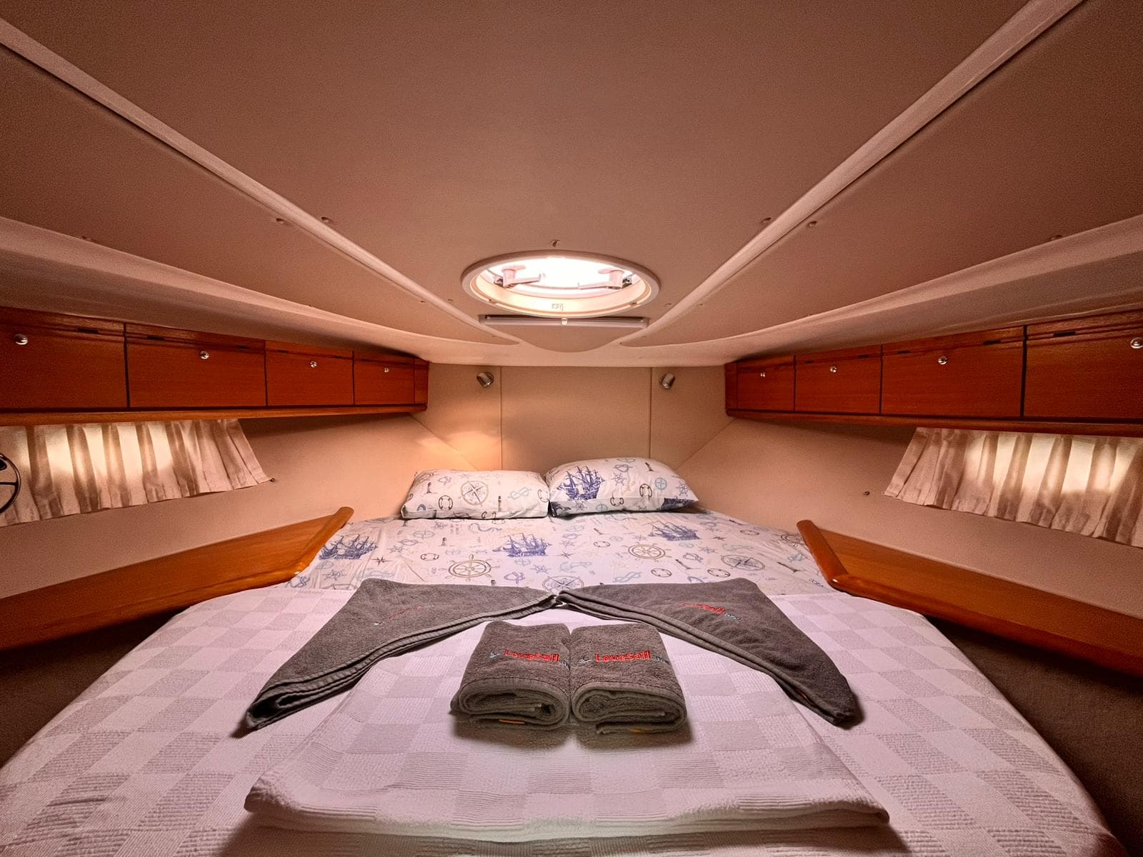 Bavaria 37 - photo 13