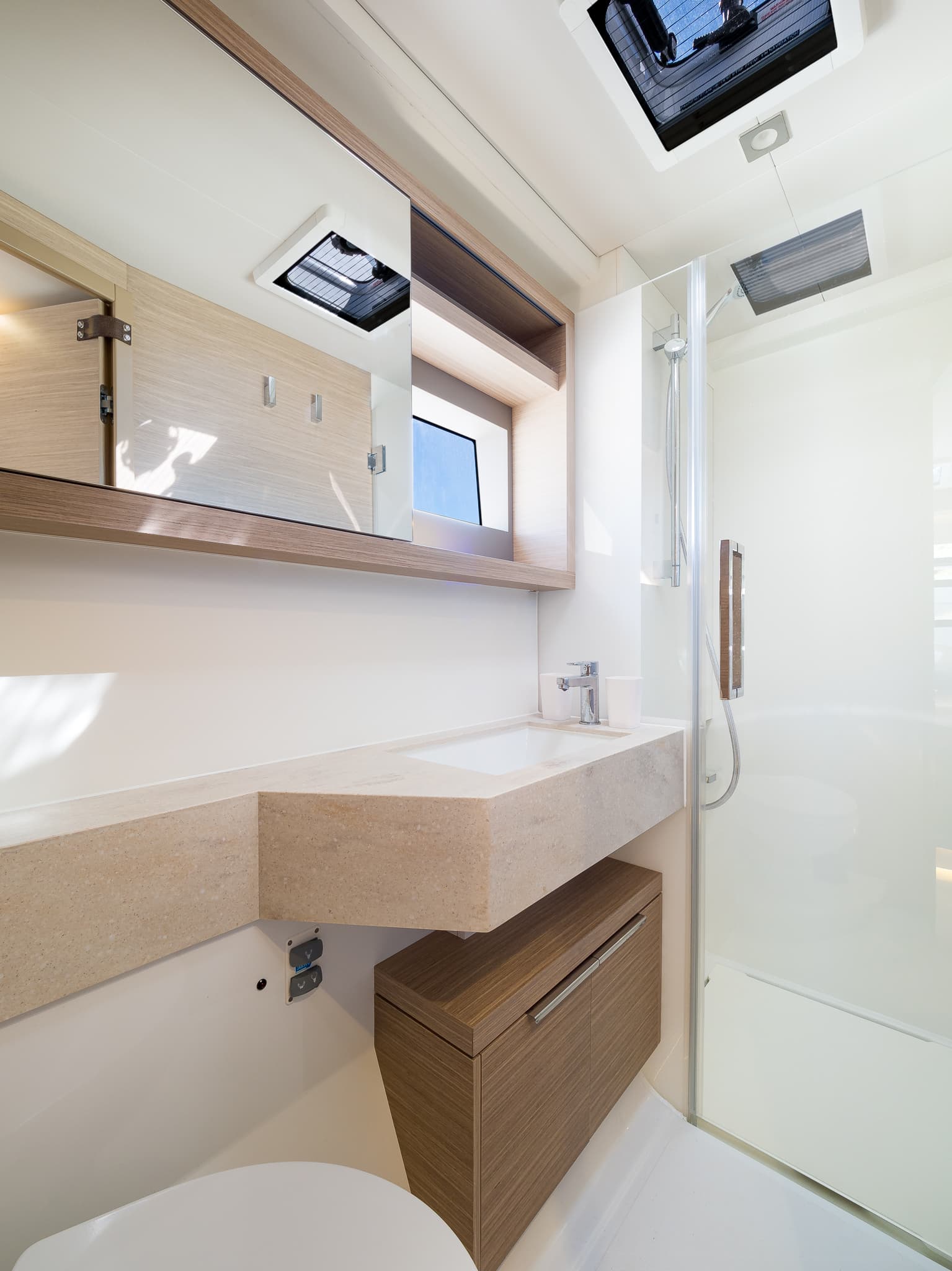 Lagoon 51 - photo 29