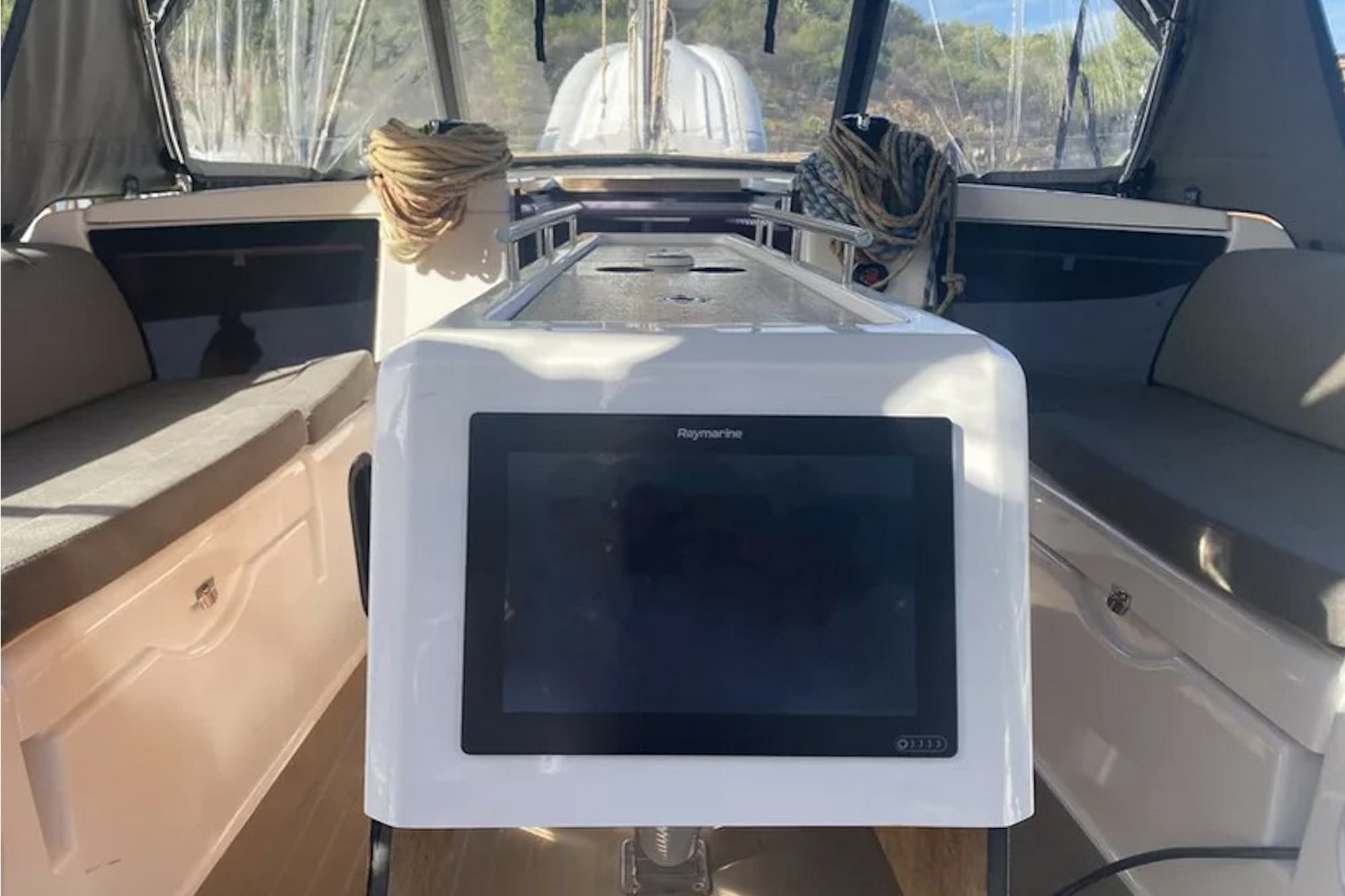 Dufour 390 - photo 13