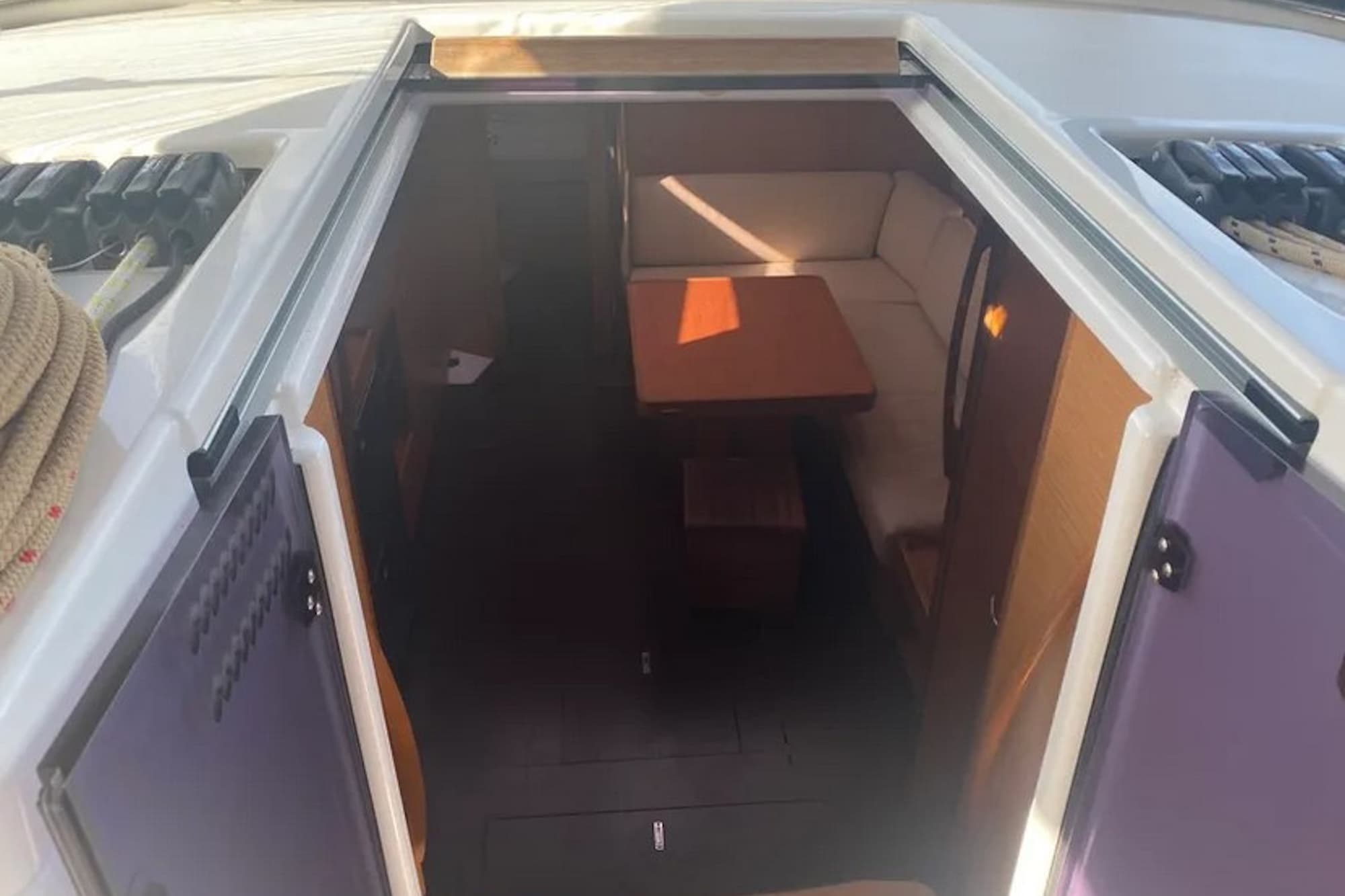 Dufour 390 - photo 23