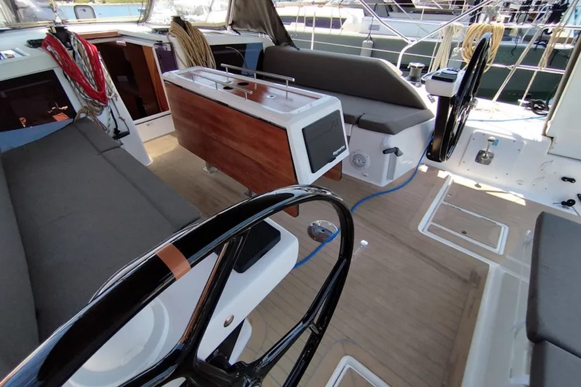 Dufour 430 - photo 10