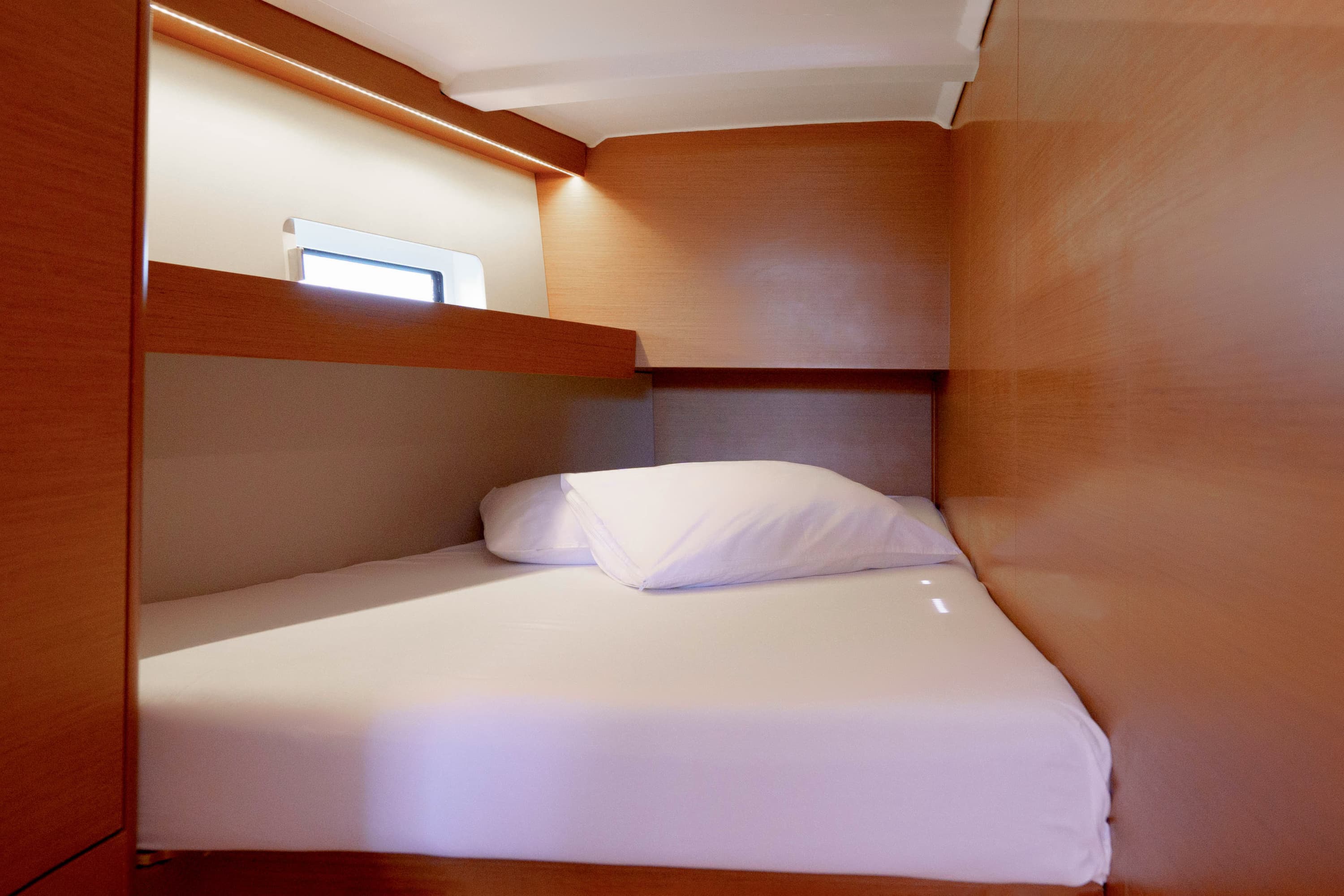 Sun Odyssey 490 - photo 7