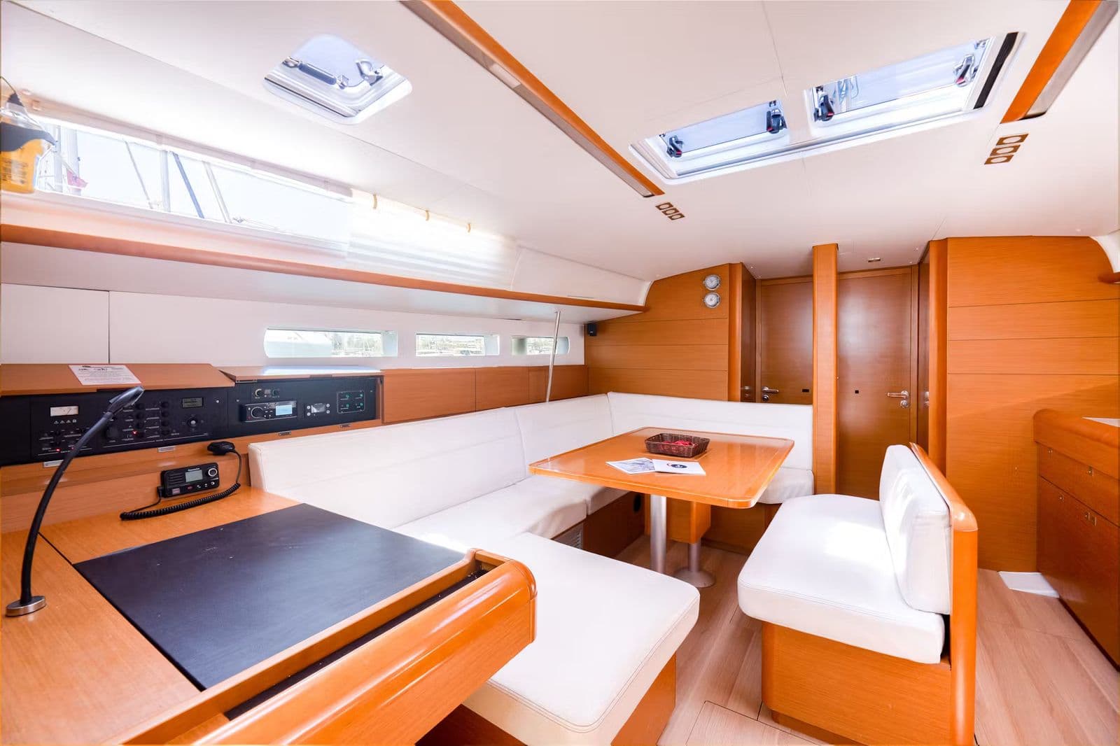 Sun Odyssey 440 - photo 14
