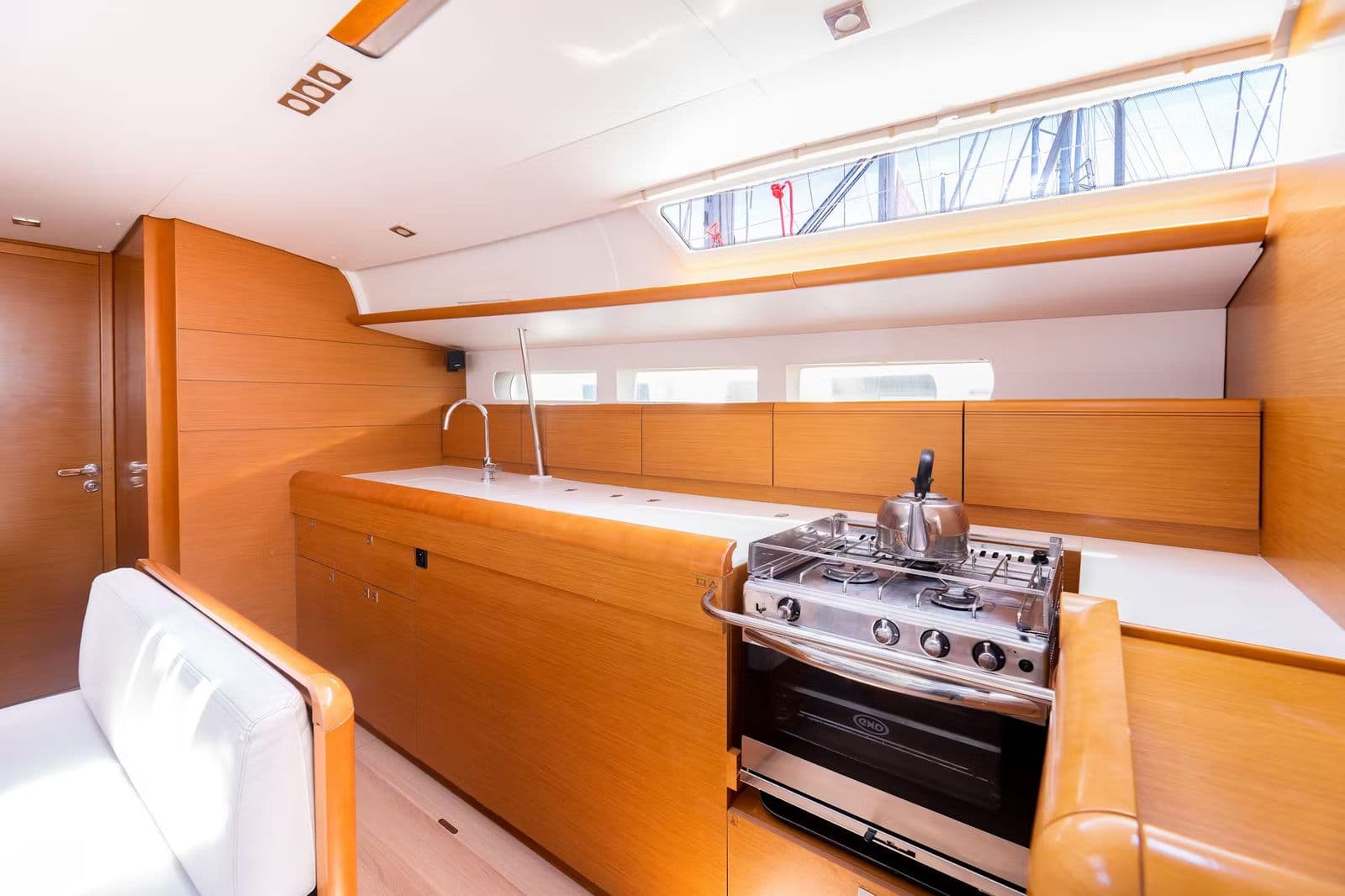 Sun Odyssey 440 - photo 11