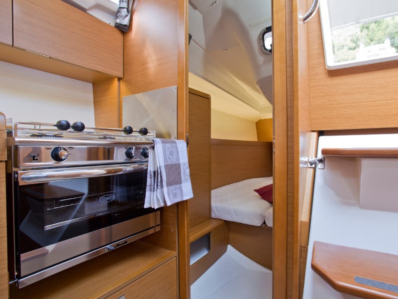 Sun Odyssey 349 - photo 4