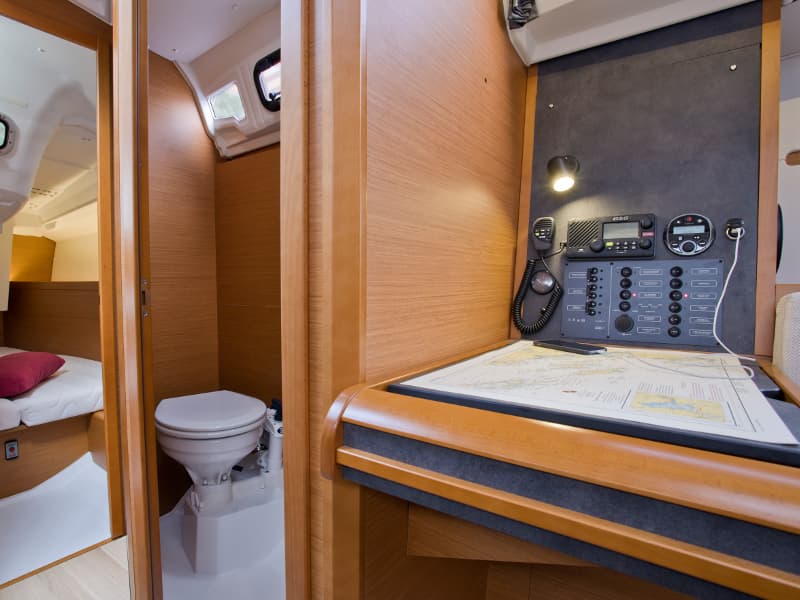 Sun Odyssey 349 - photo 8