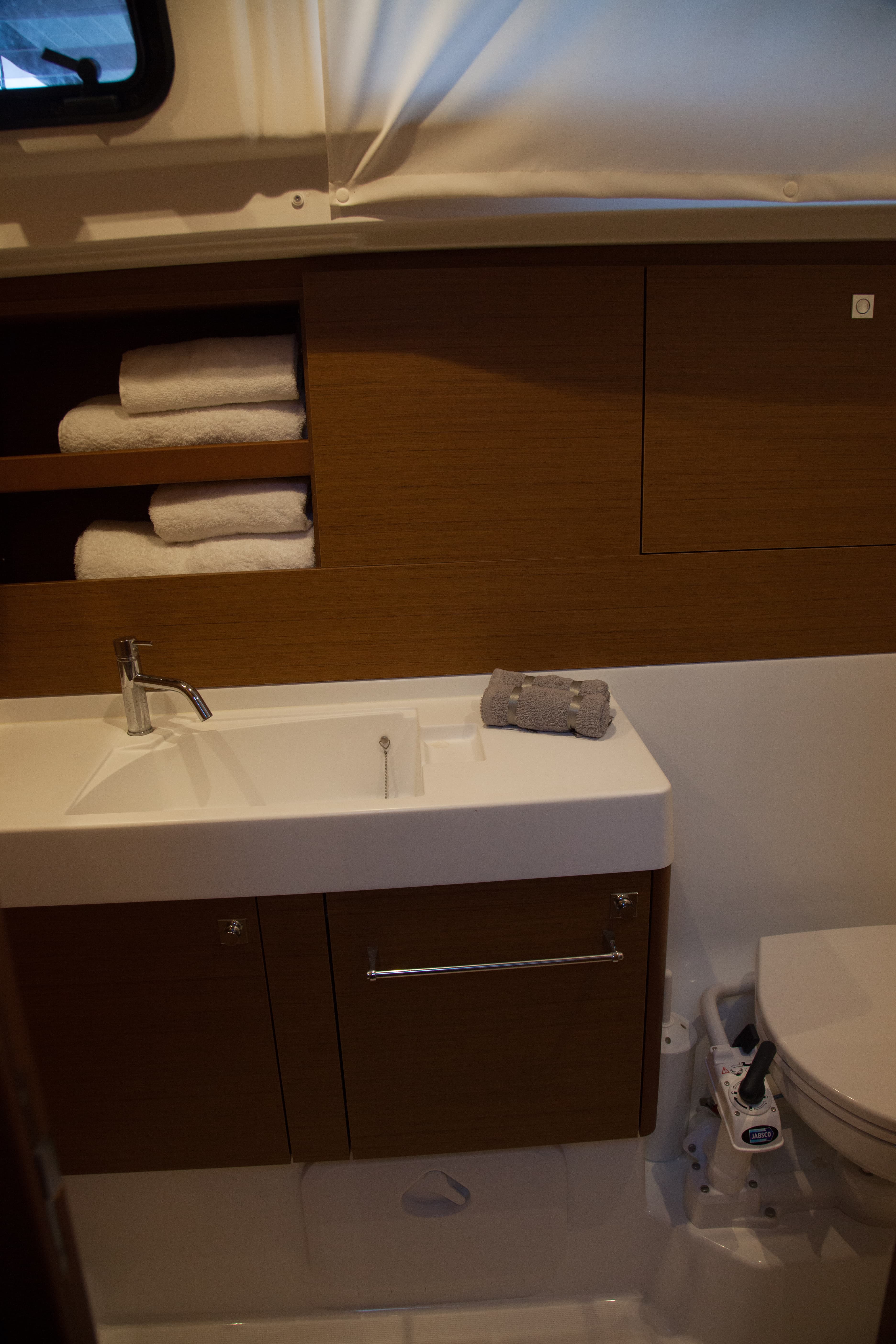 Sun Odyssey 519 - photo 7